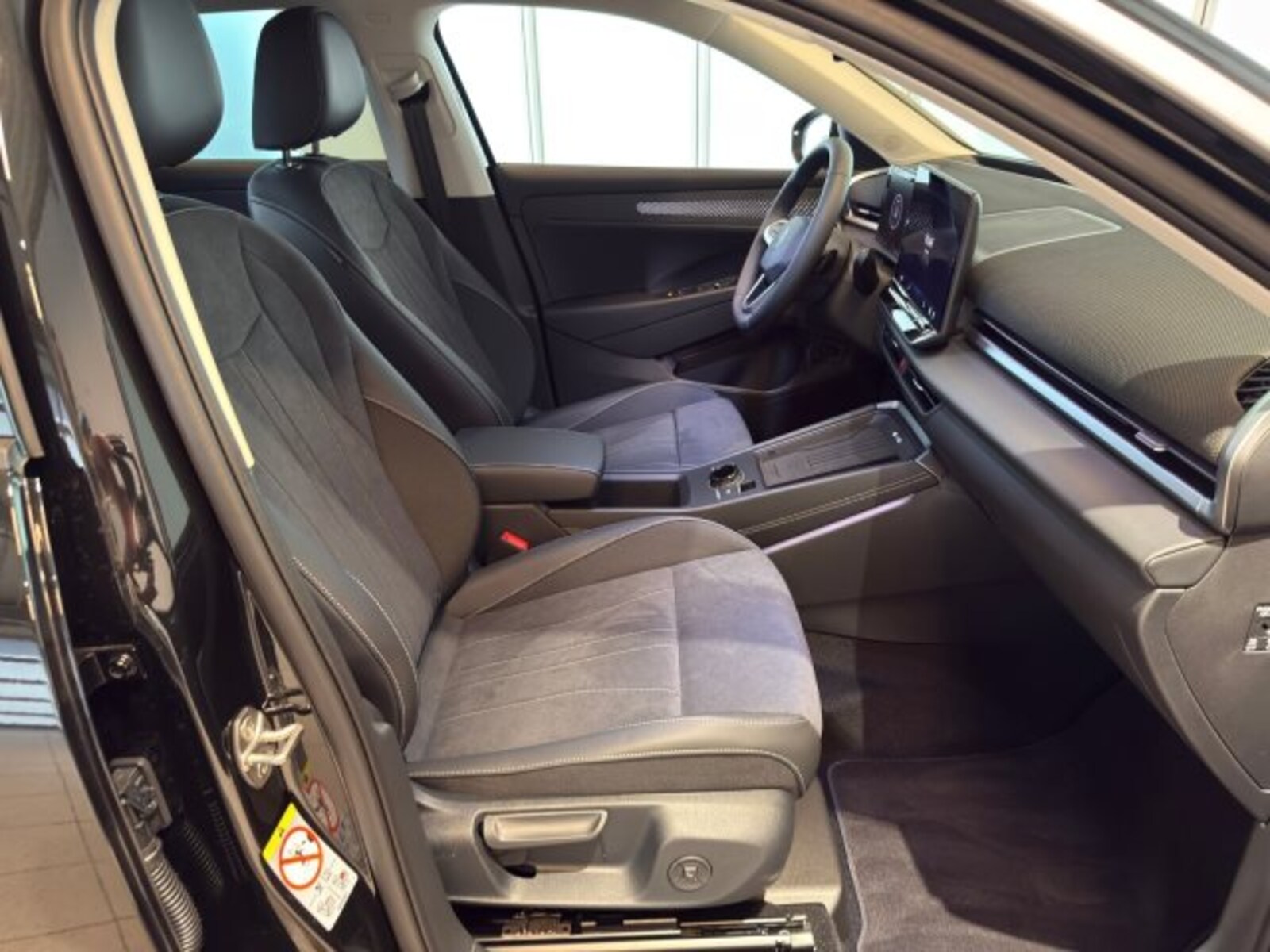 Volkswagen T-Roc – Bild 21