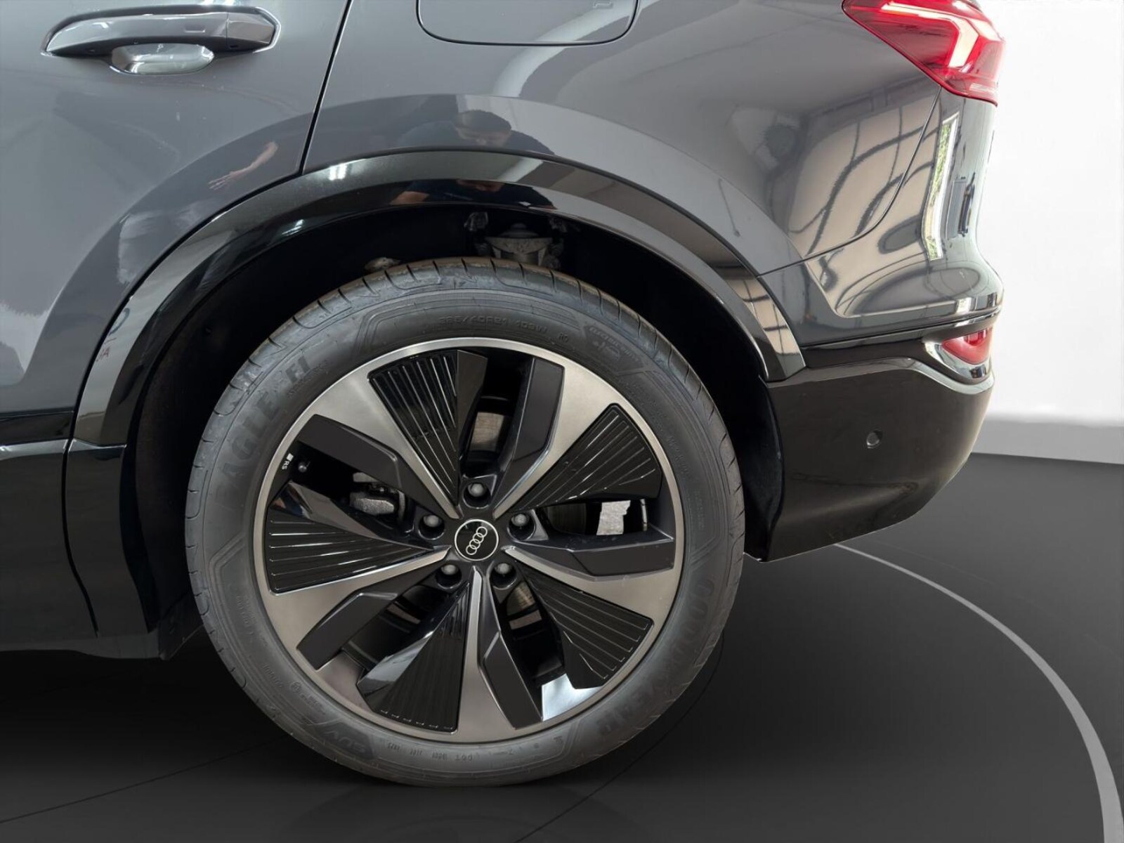 Audi Q6 e-tron – Bild 12