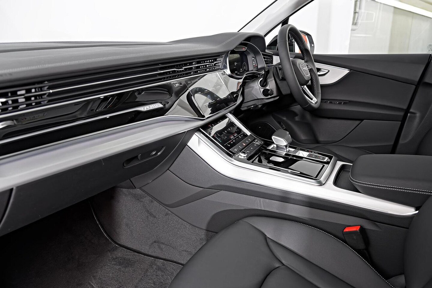 Image about Audi Q7 SUV TFSI quattro tiptronic