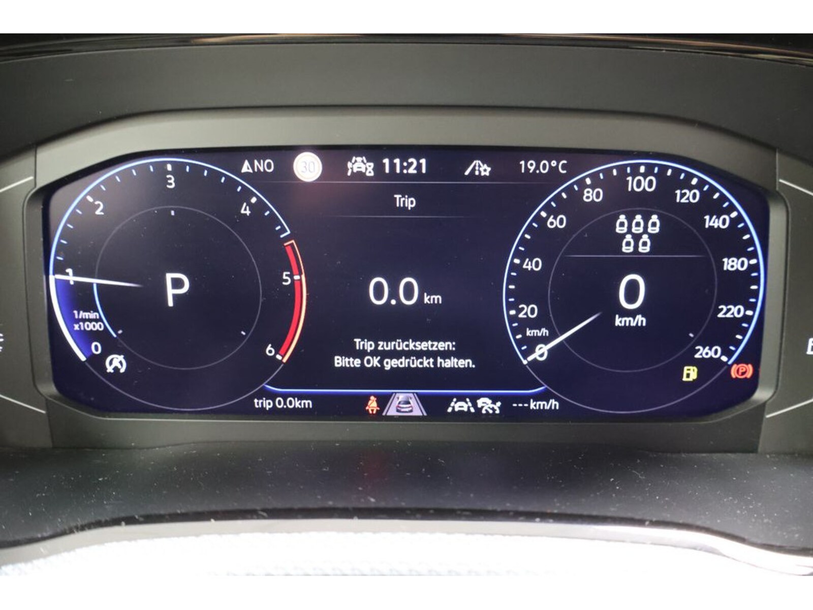 Volkswagen Touran – Bild 9