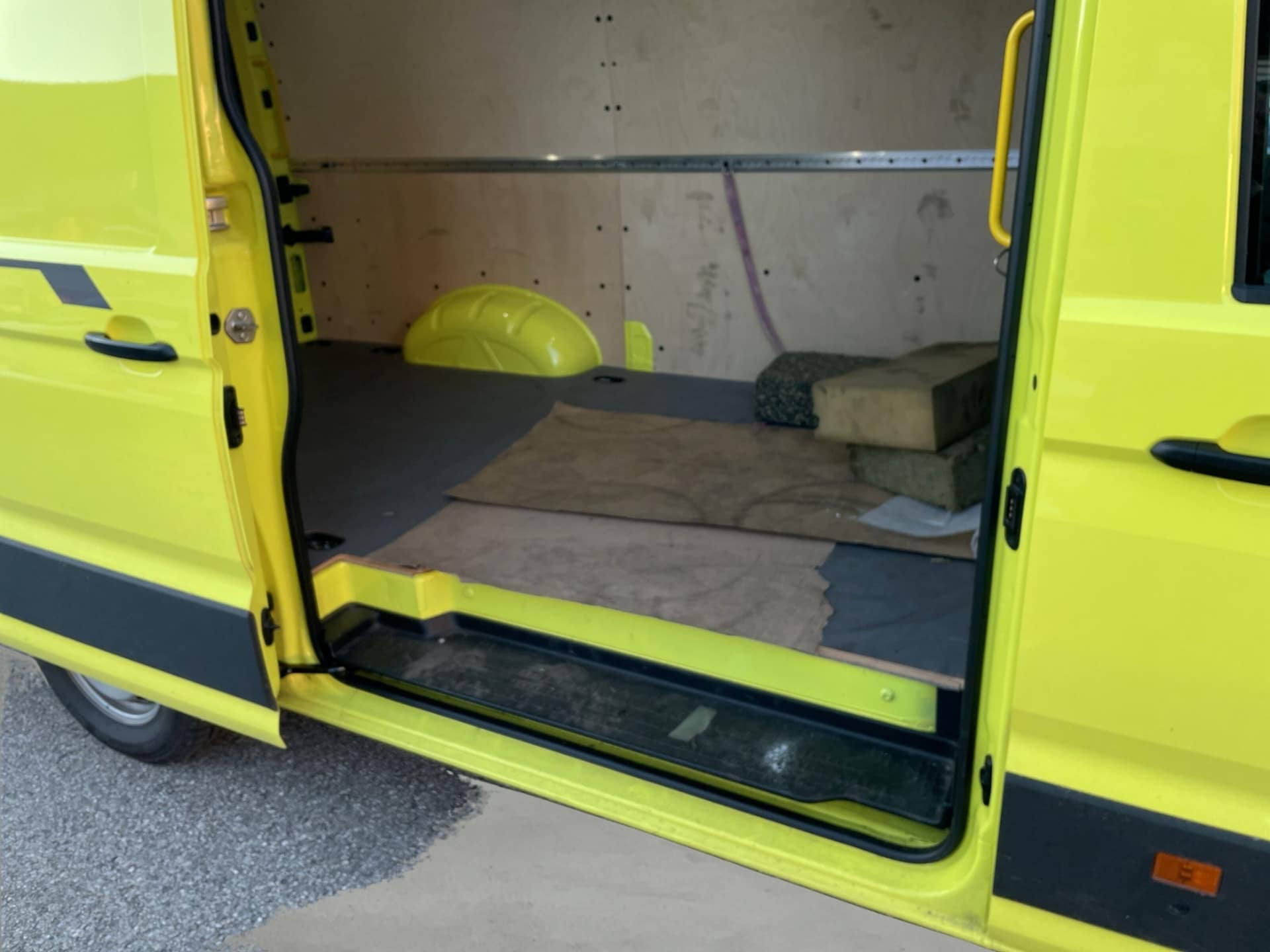 Volkswagen e-Crafter Kastenwagen mittlerer Radstand