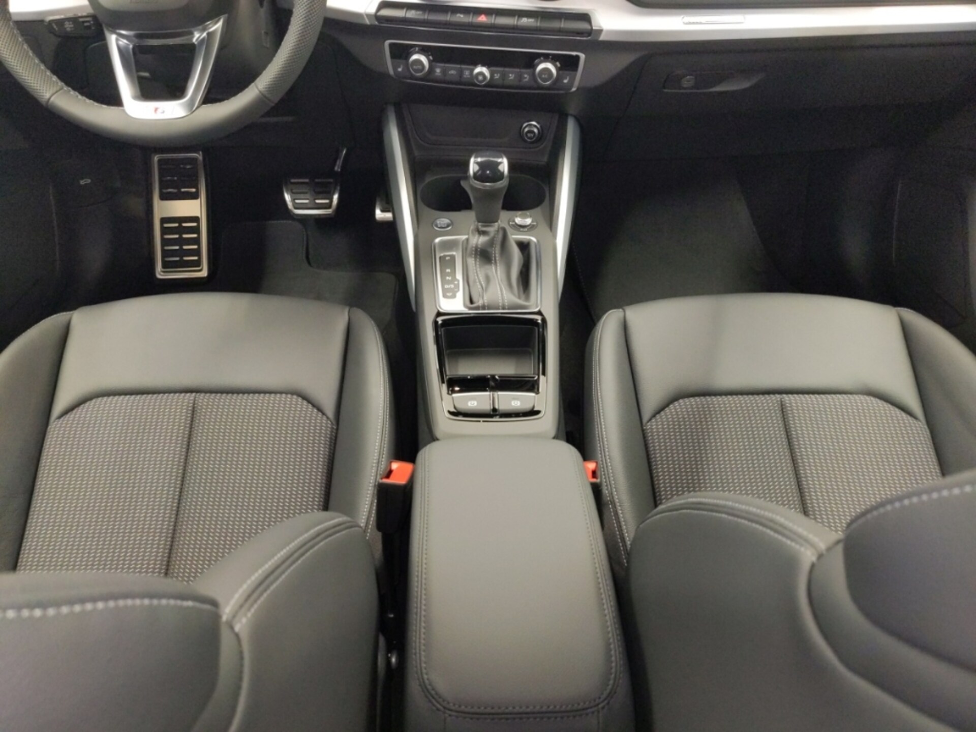Audi Q2 S line