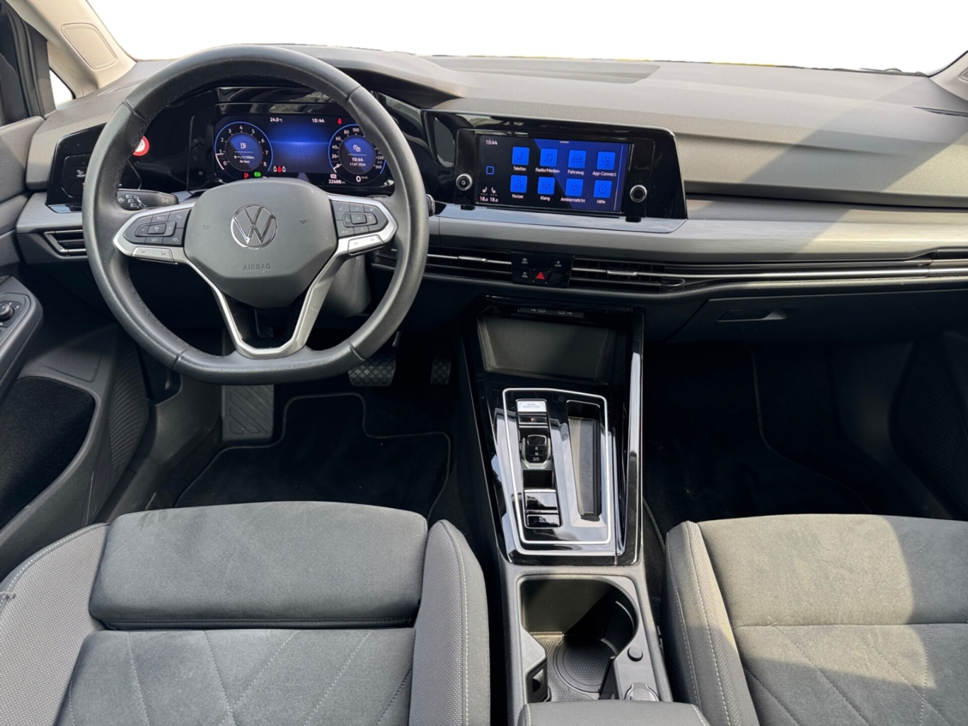 Volkswagen Golf Style
