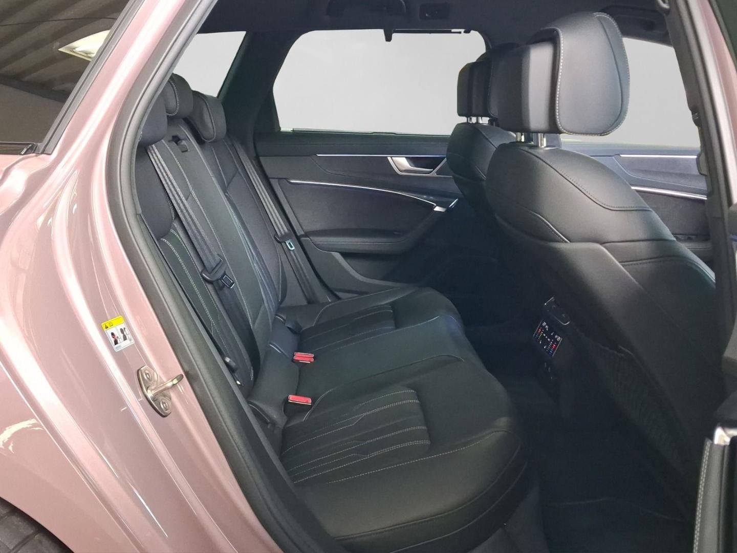 Bild über Audi S6 Avant TDI quattro tiptronic - für weitere Informationen kontaktieren Sie den Audi Partner