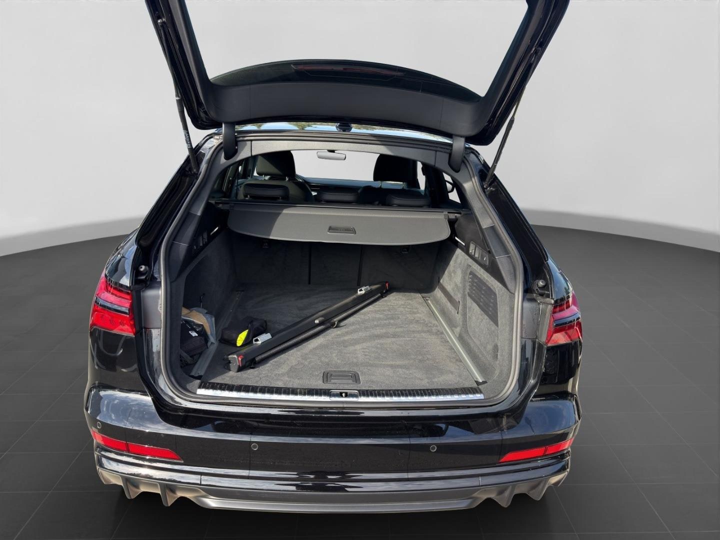 Bild über Audi S6 Avant TDI quattro tiptronic - für weitere Informationen kontaktieren Sie den Audi Partner