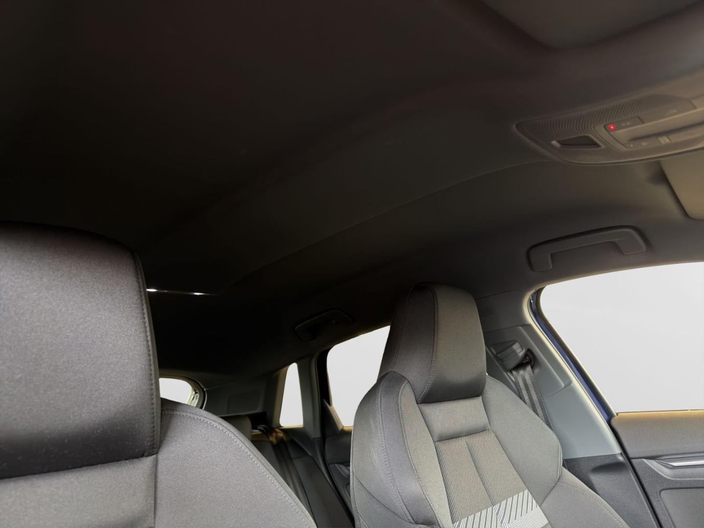 Bild über Audi A3 Sportback S line 35 TFSI S tronic - für weitere Informationen kontaktieren Sie den Audi Partner