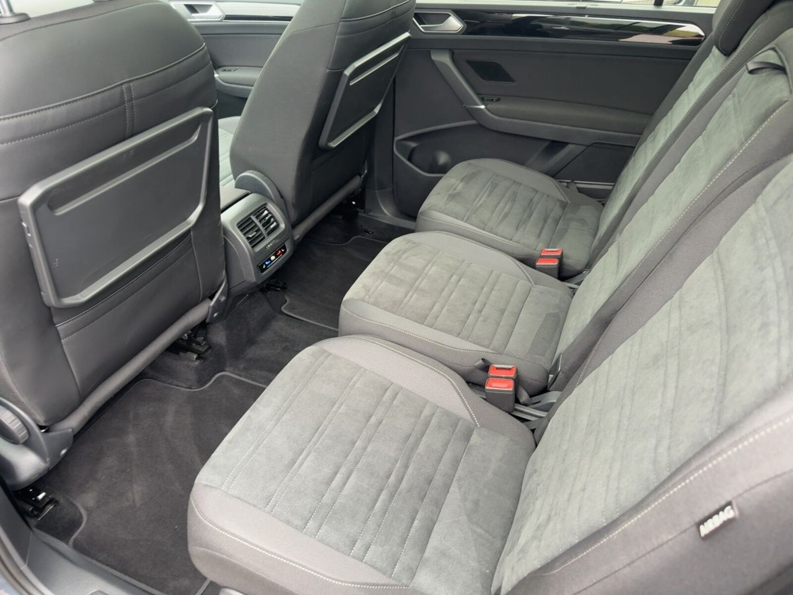 Volkswagen Touran – Bild 8