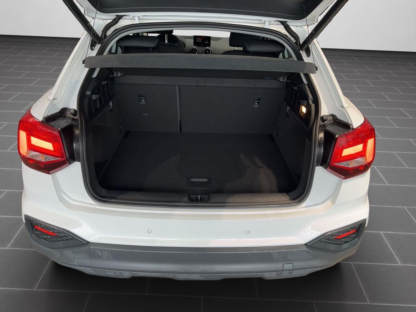 Bild über Audi Q2 30 TFSI Schaltgetriebe - für weitere Informationen kontaktieren Sie den Audi Partner