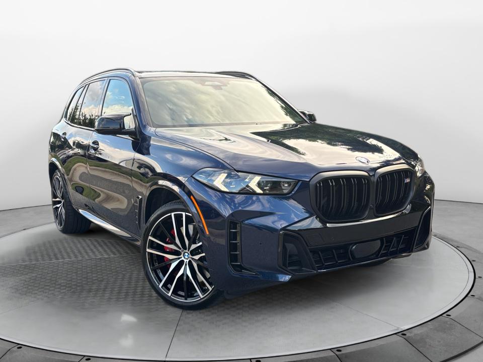 2026 BMW X5 M60i's photo