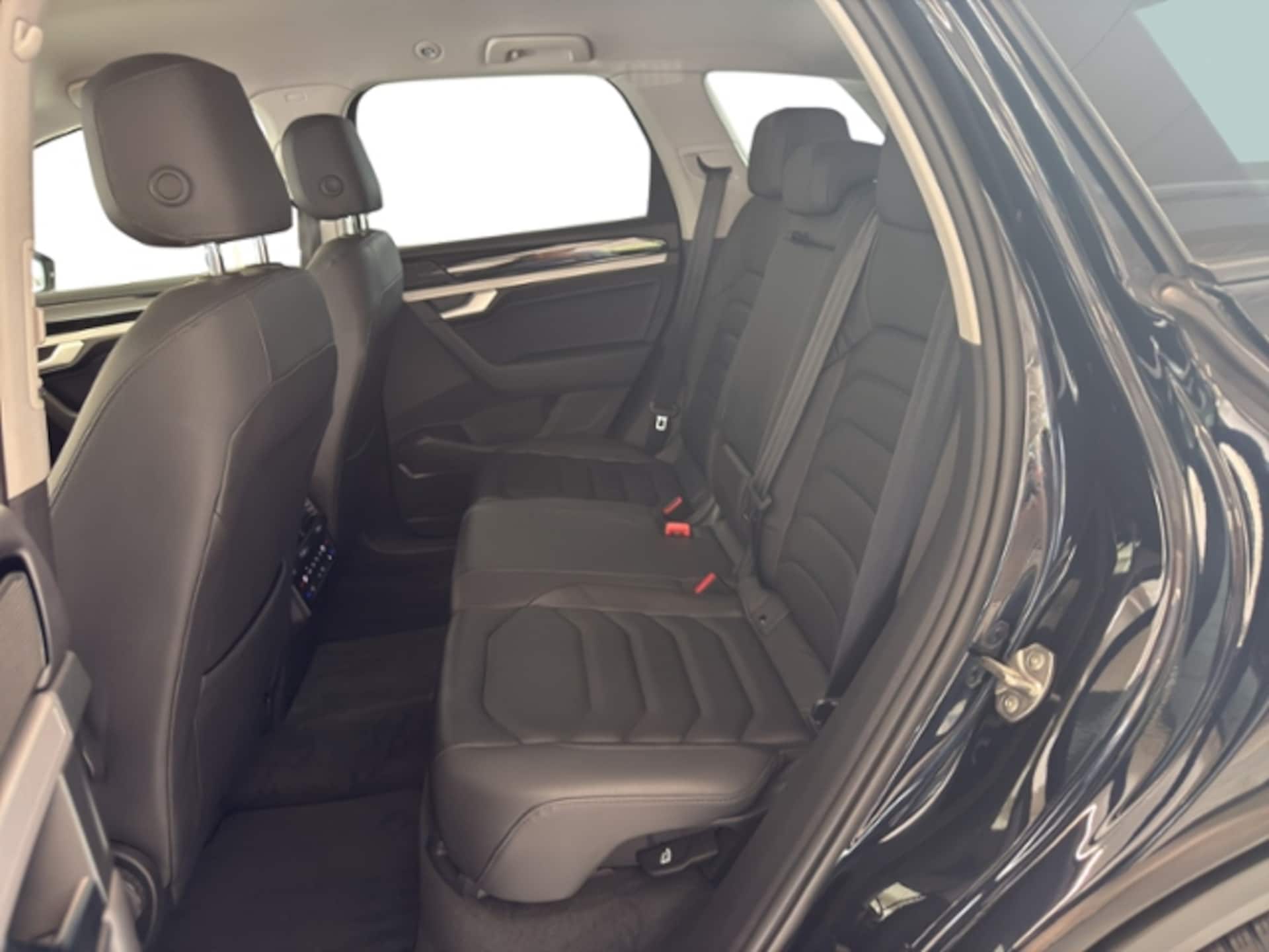 Volkswagen Touareg Basis-Modell