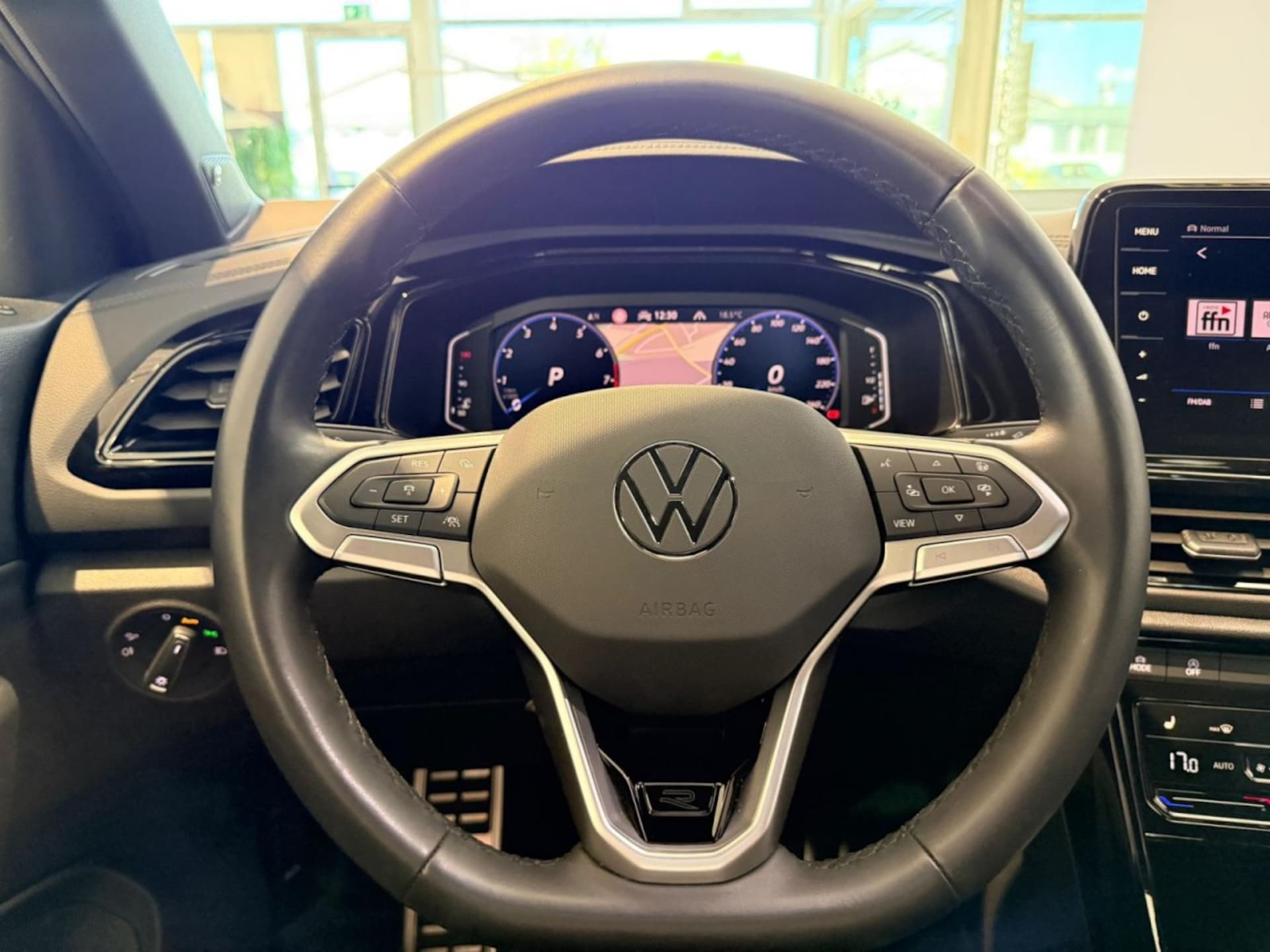 Volkswagen T-Roc R-Line