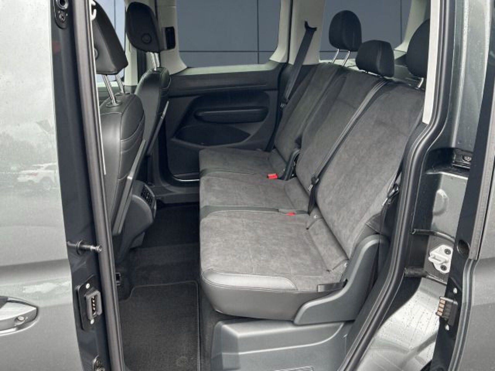 Volkswagen Caddy – Bild 10