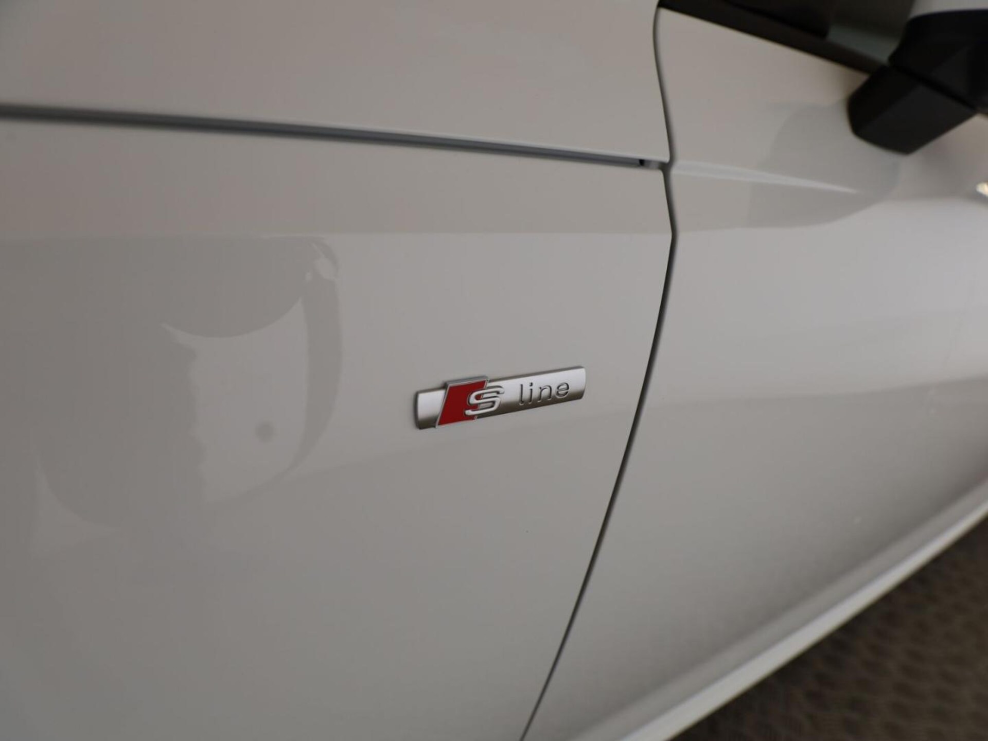 Audi A4 Avant S line