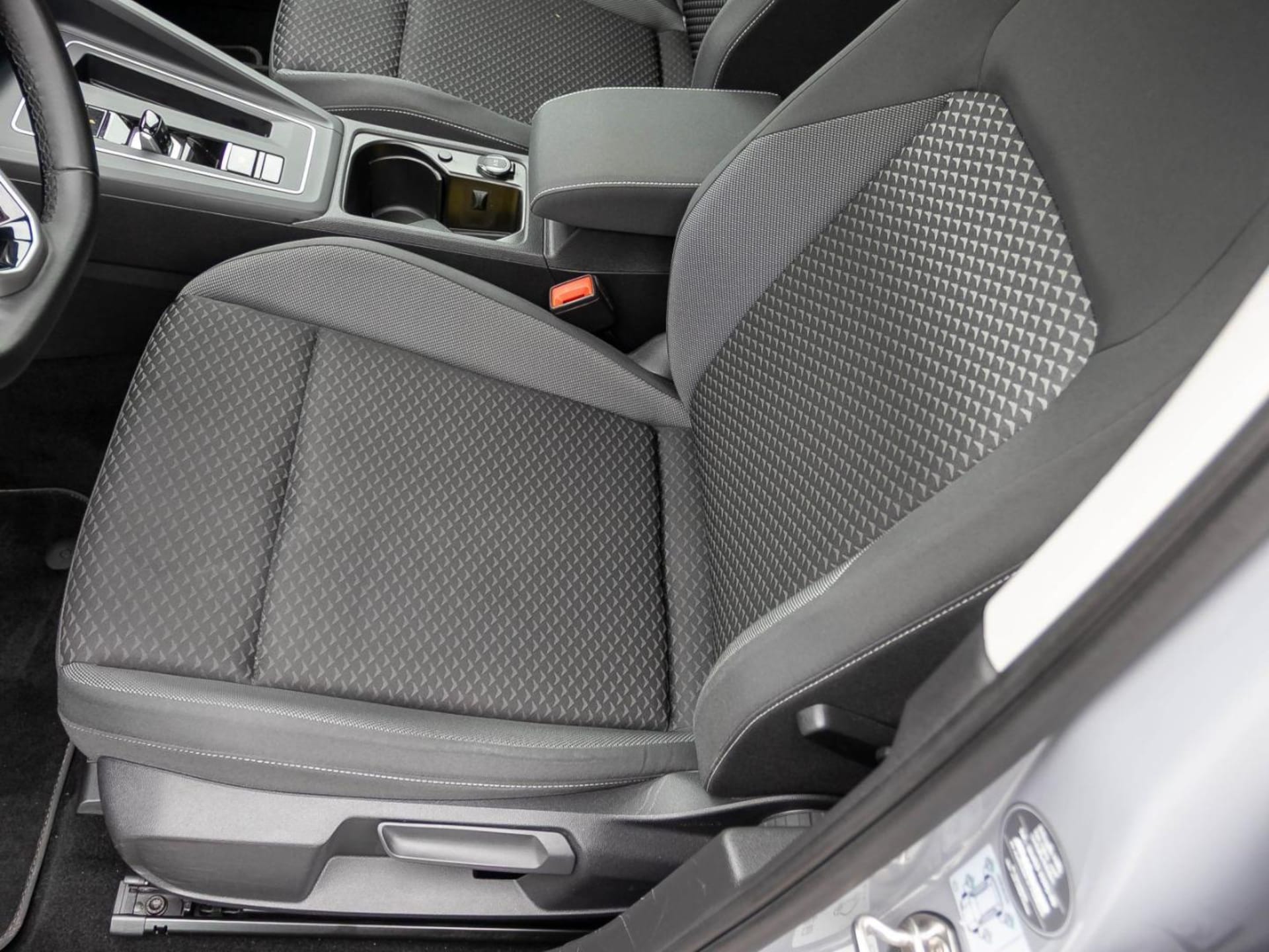 Volkswagen Golf Active