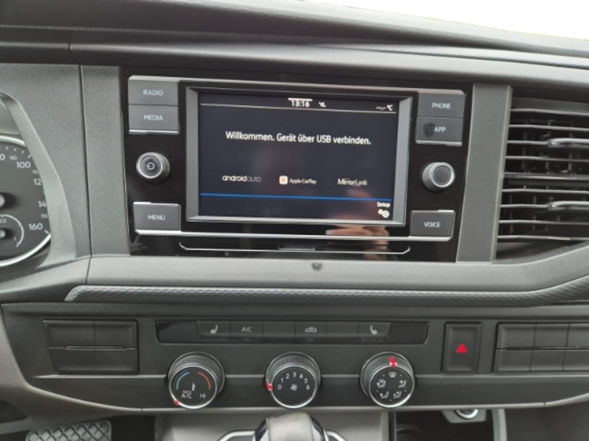 Volkswagen T6.1 Transporter Kasten langer Radstand