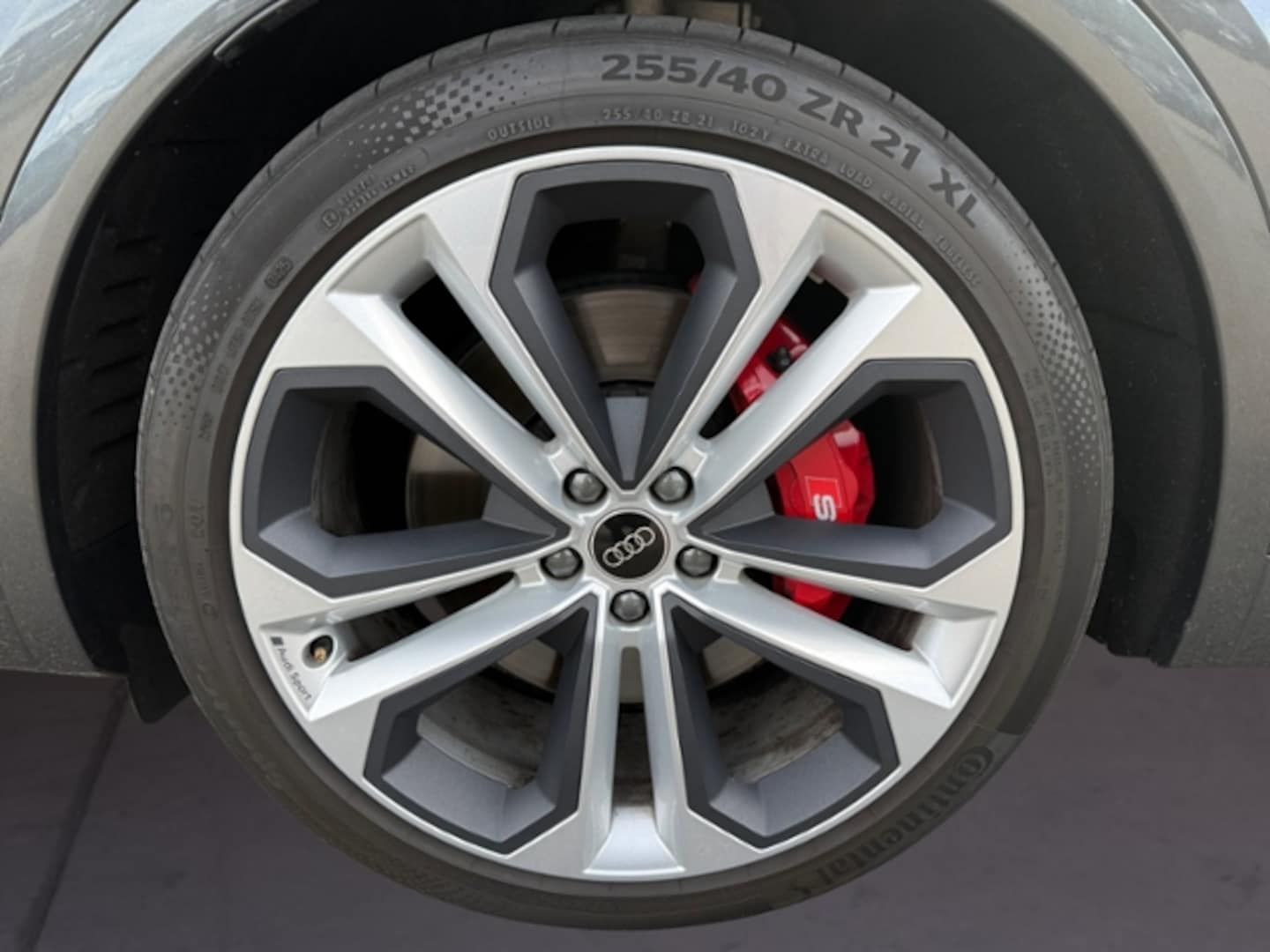 Bild über Audi SQ5 Sportback TDI 251 kW tiptronic - für weitere Informationen kontaktieren Sie den Audi Partner