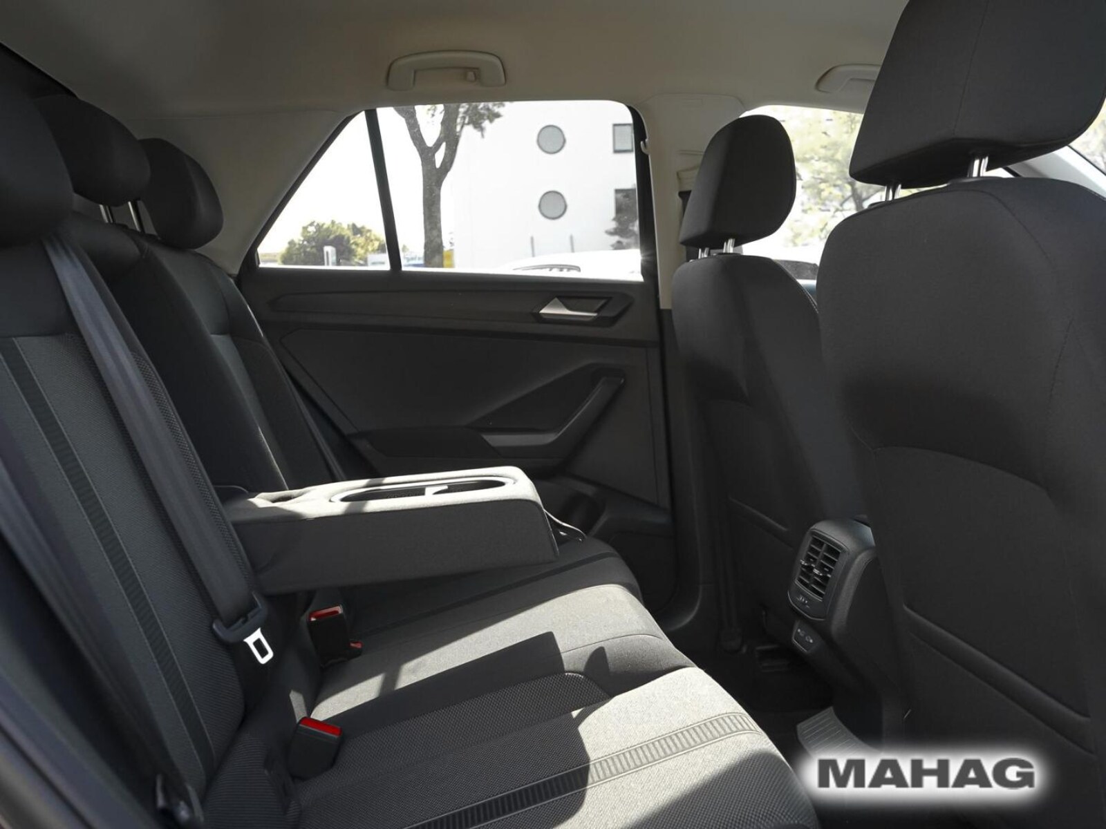 Volkswagen T-Roc – Bild 15