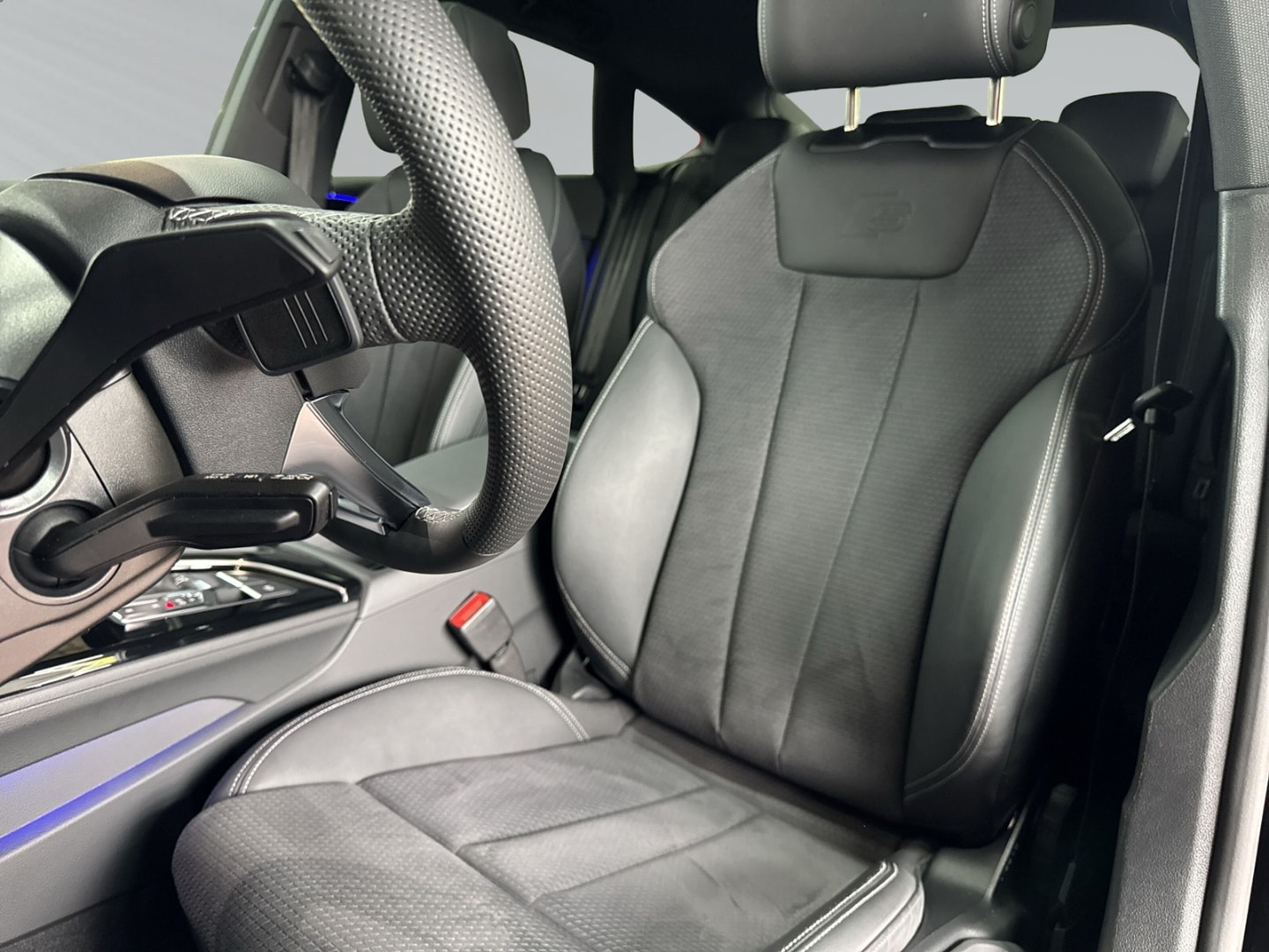 Bild über Audi A5 Sportback S line business 40 TDI quattro S tronic - für weitere Informationen kontaktieren Sie den Audi Partner