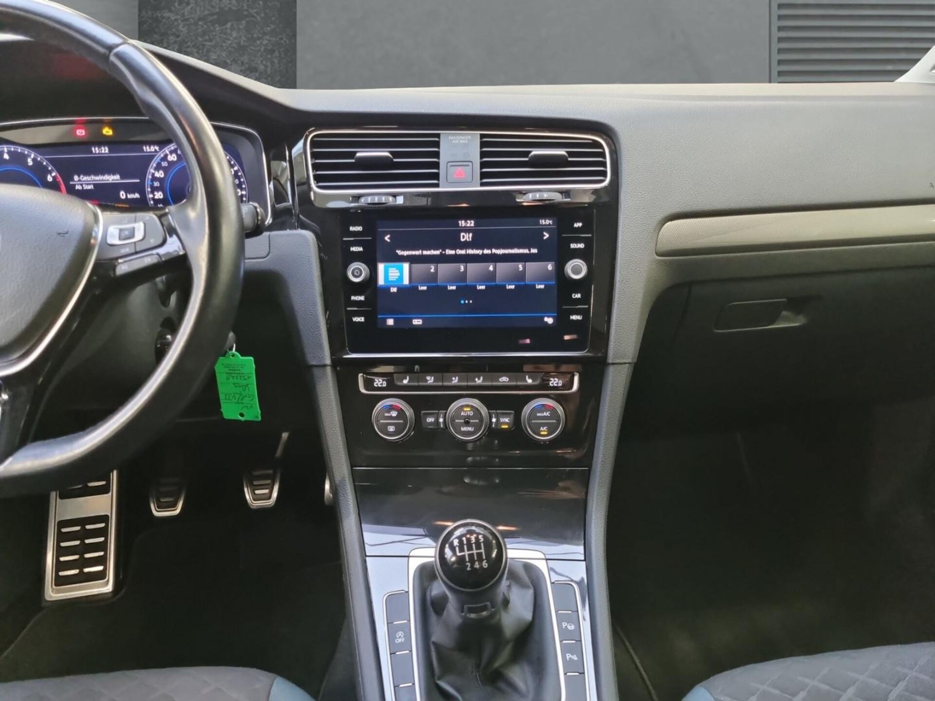 Volkswagen Golf IQ.DRIVE
