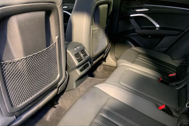 2025 Audi Q5 Premium - Photo 36
