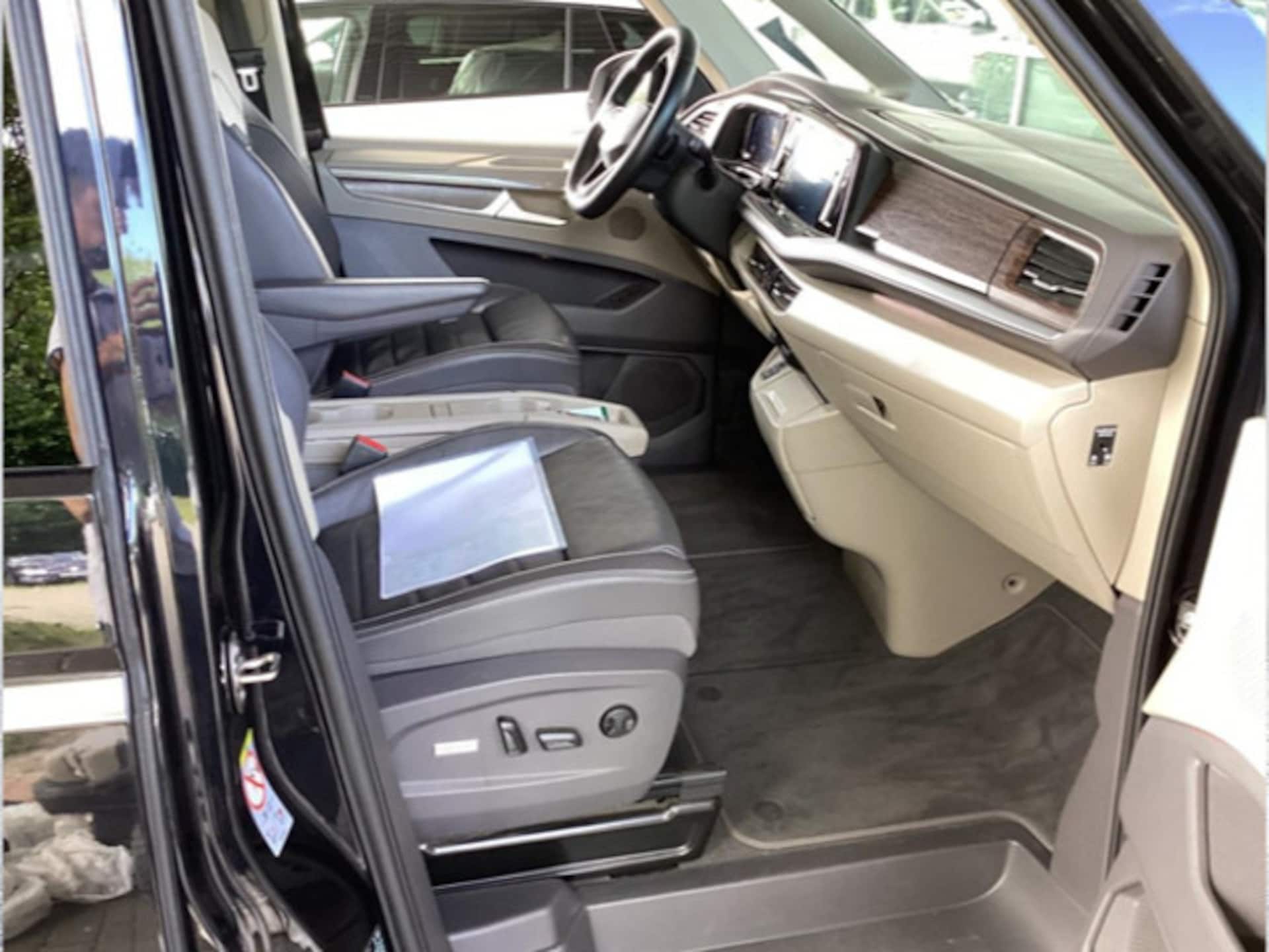 Volkswagen Multivan Langversion Style