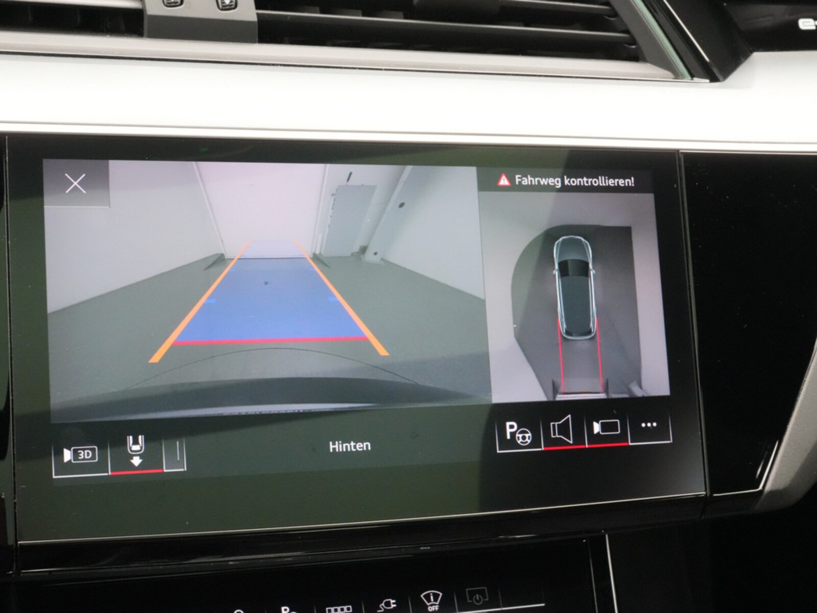 Audi Q8 e-tron – Bild 15