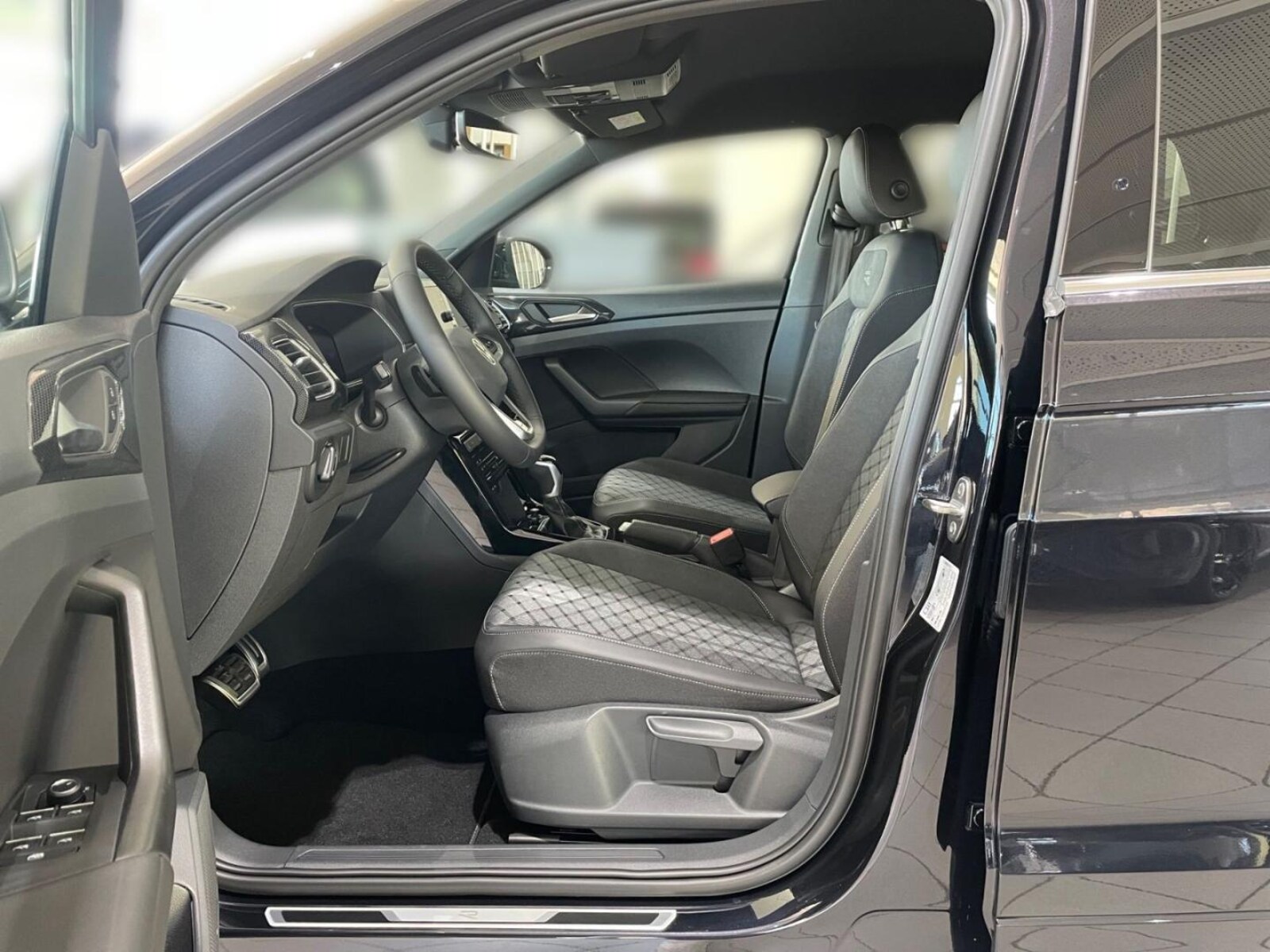 Volkswagen T-Cross – Bild 7