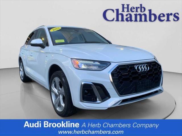 2023 Audi Q5 Premium Plus's photo