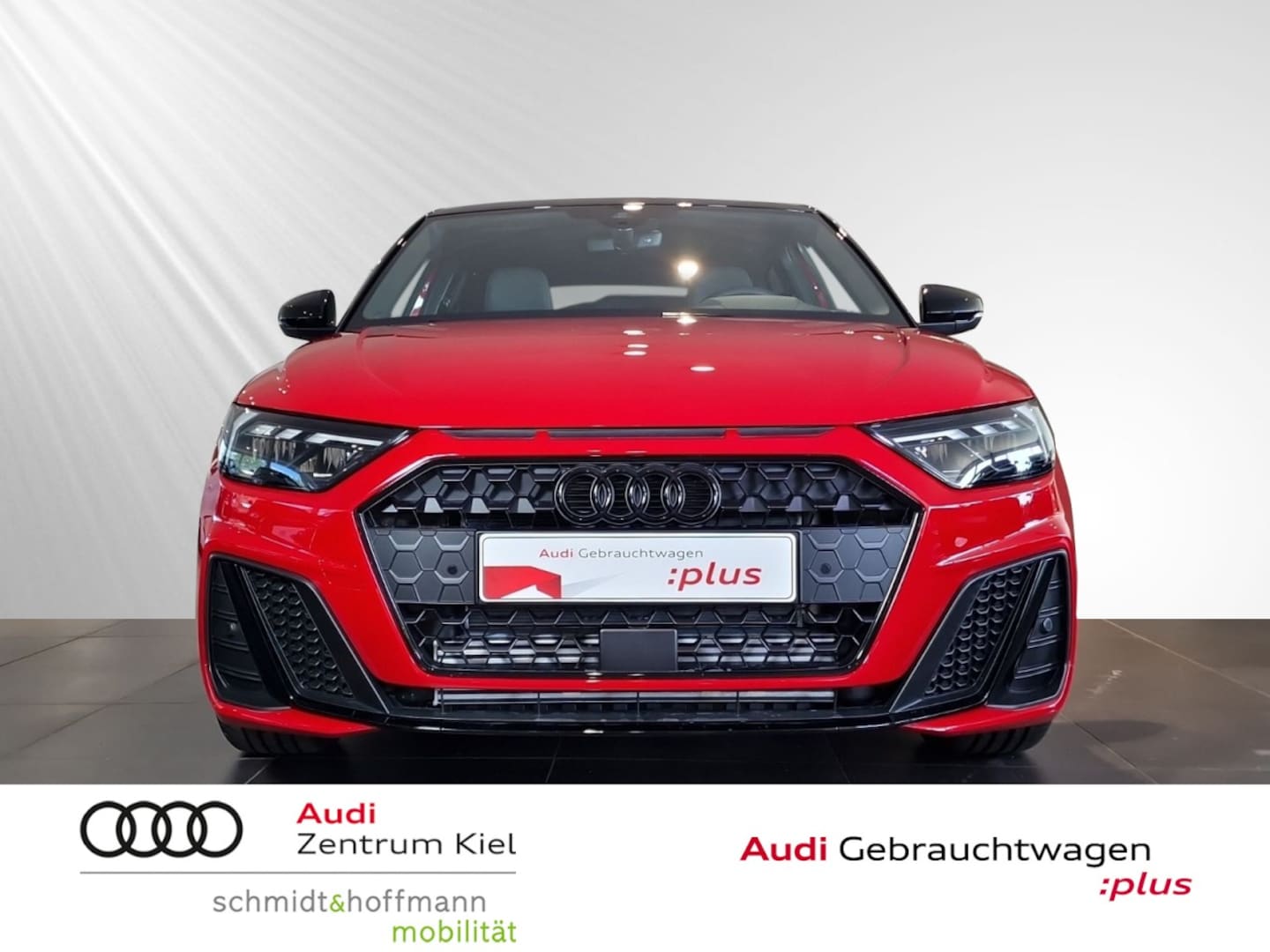 Bild über Audi A1 Sportback S line 40 TFSI S tronic - für weitere Informationen kontaktieren Sie den Audi Partner