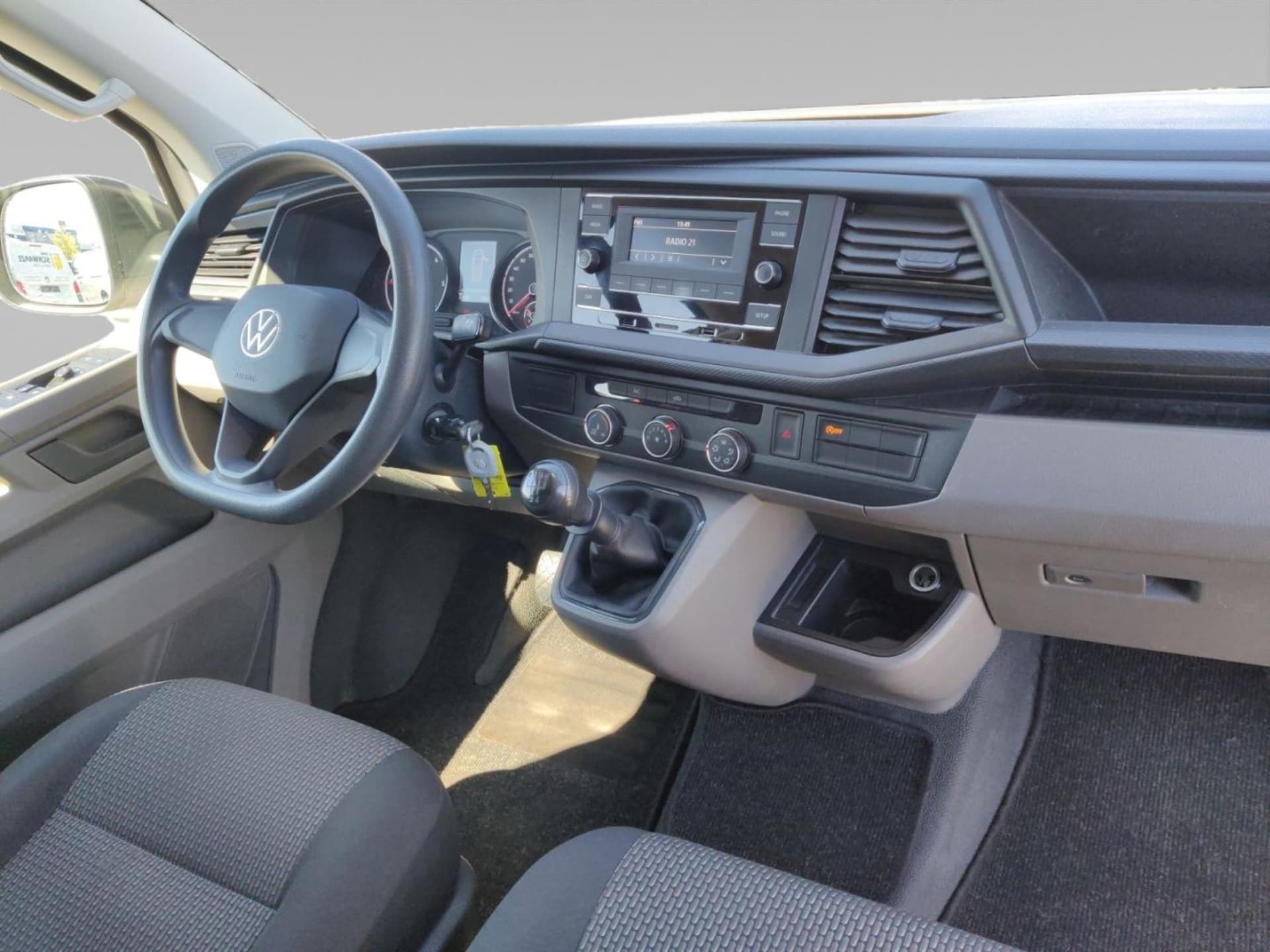 Volkswagen T6.1 Transporter Kasten kurzer Radstand