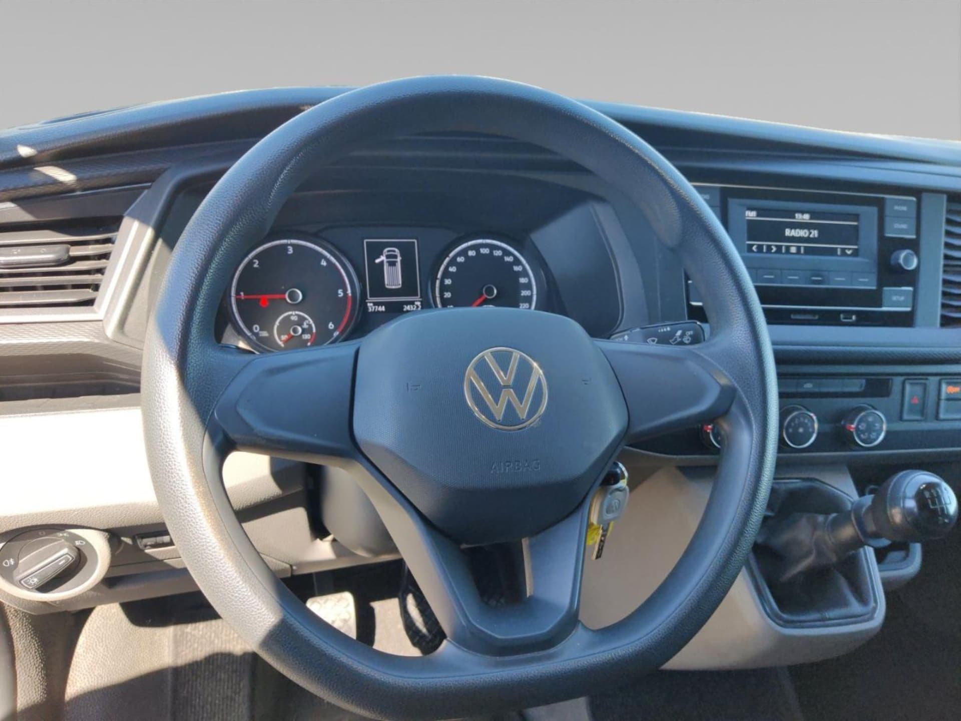 Volkswagen T6.1 Transporter Kasten kurzer Radstand