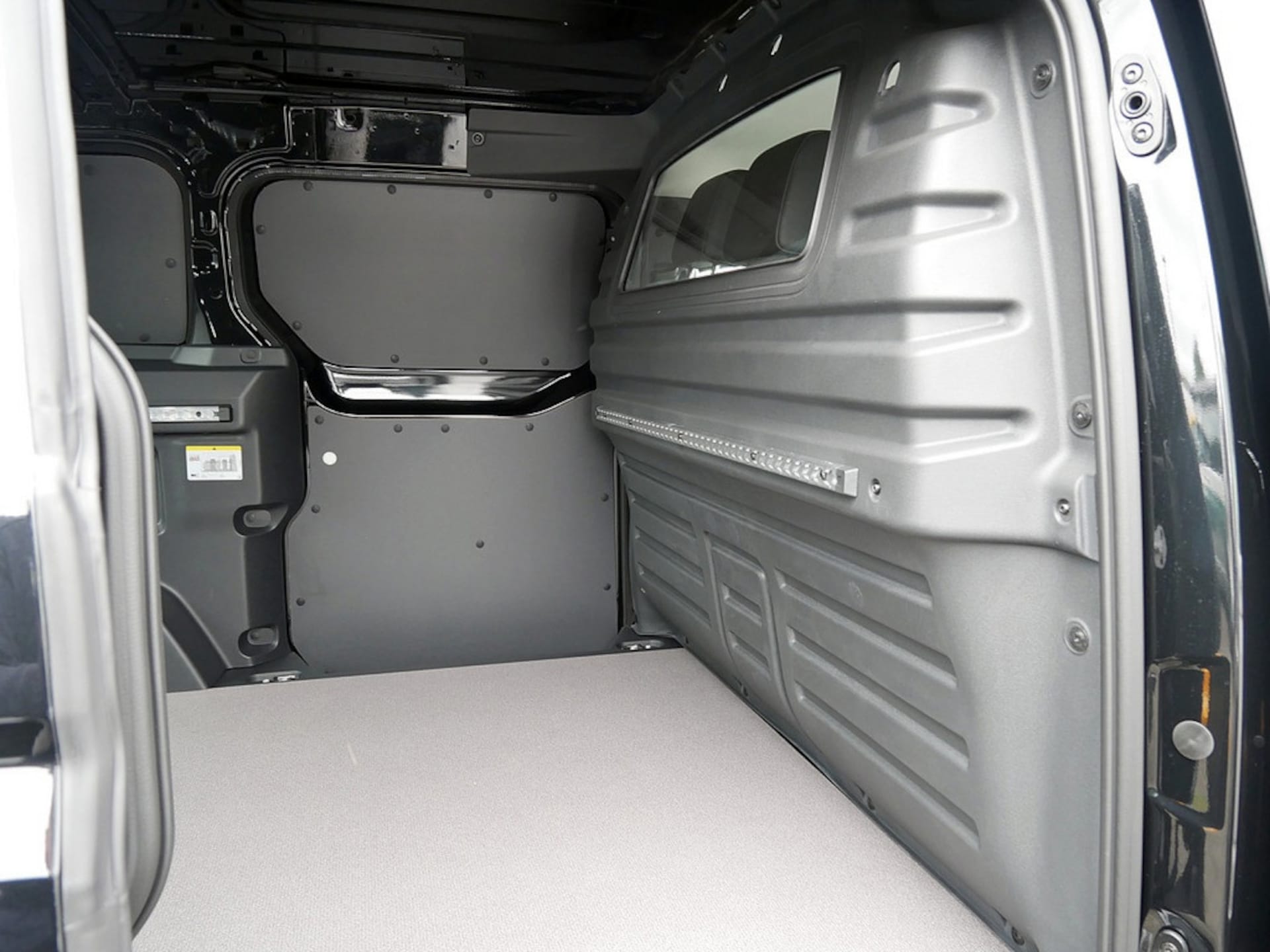 Volkswagen ID. Buzz Cargo Basis-Modell