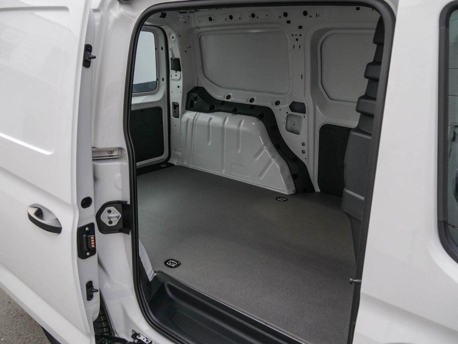 Volkswagen Caddy Cargo – Bild 4
