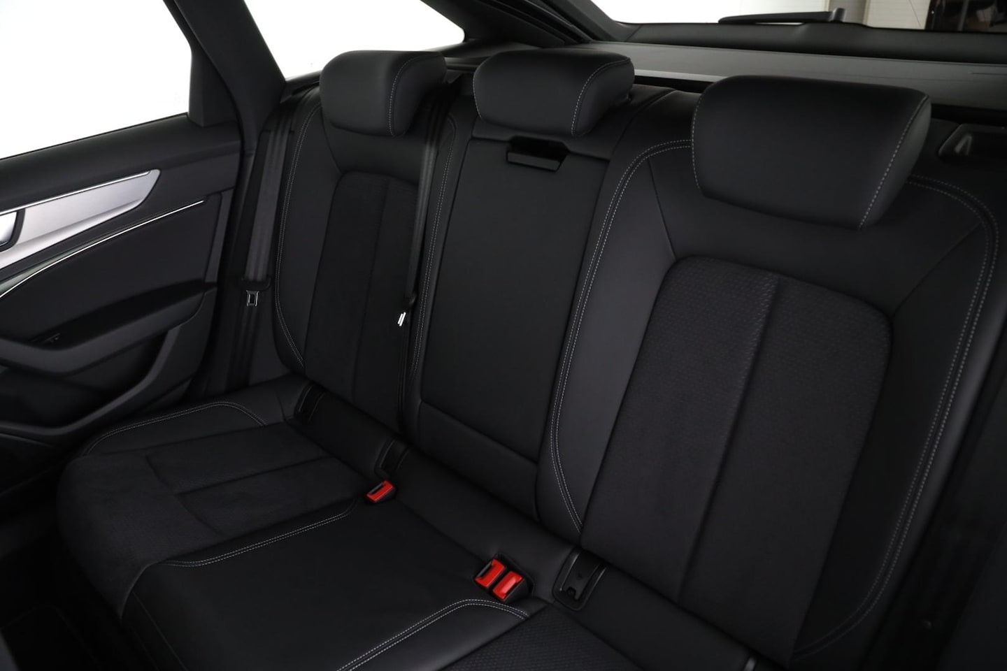 Bild über Audi A6 Avant advanced 45 TFSI quattro S tronic - für weitere Informationen kontaktieren Sie den Audi Partner