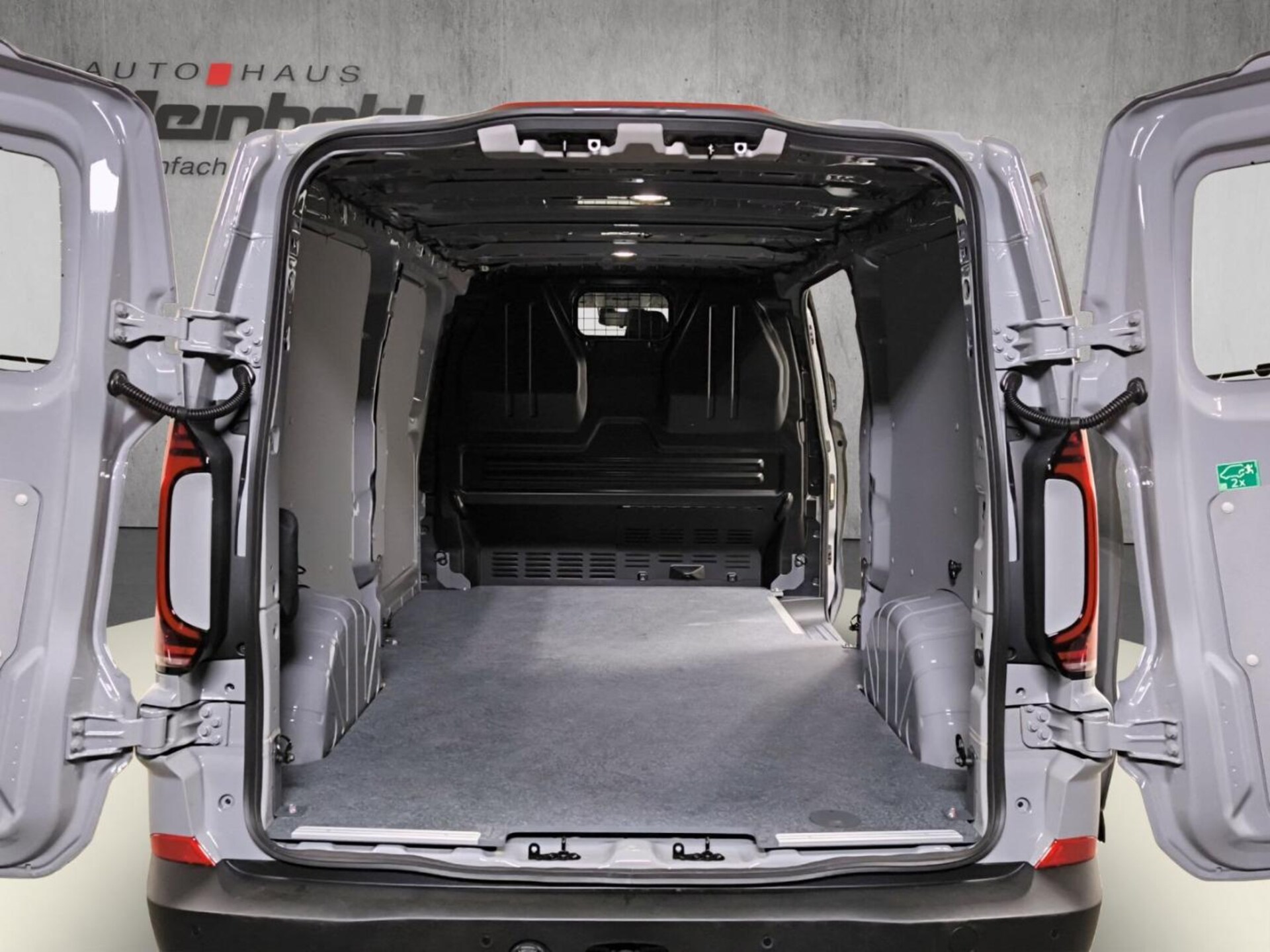 Volkswagen Transporter Kasten langer Radstand