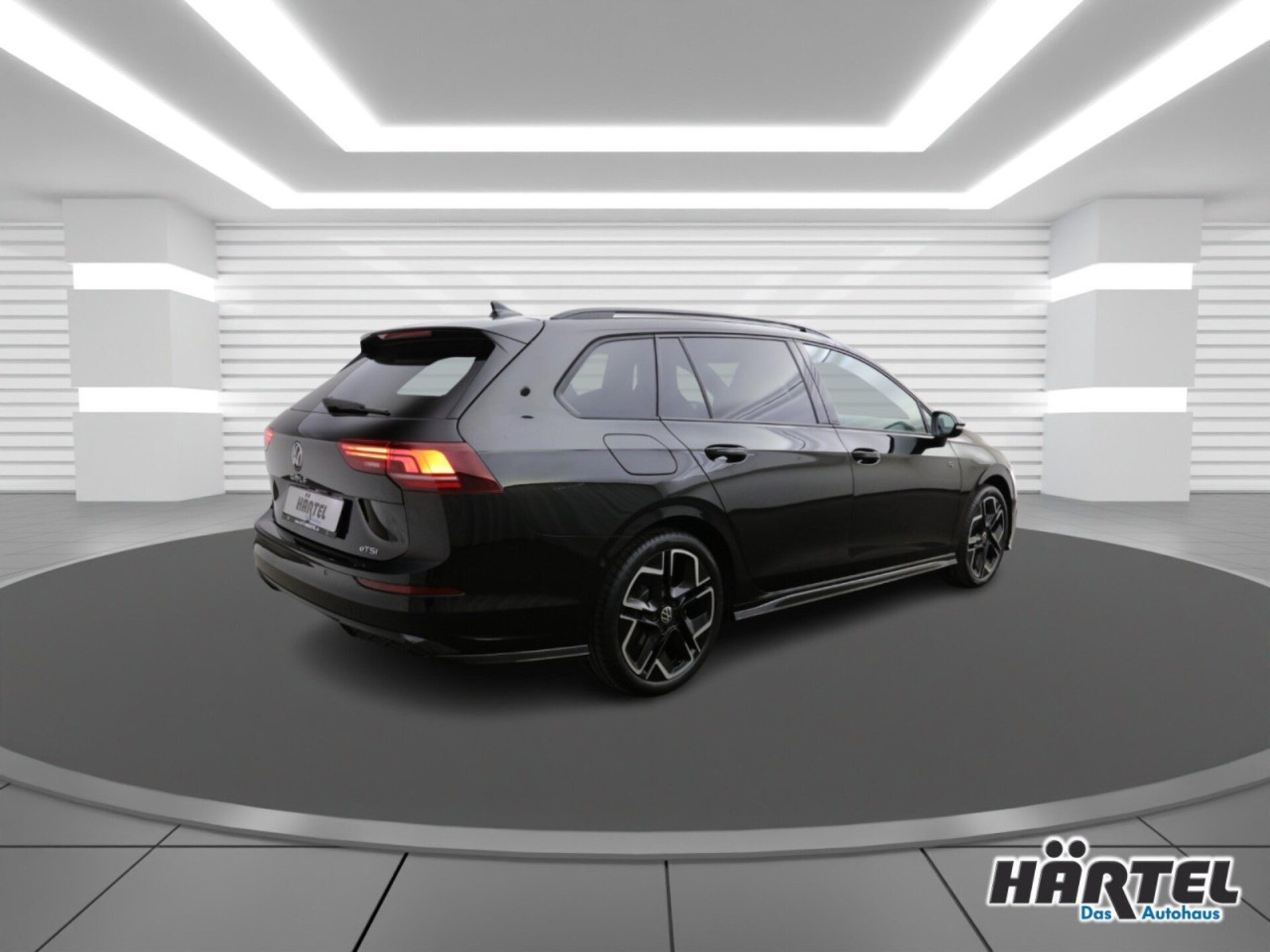 Volkswagen Golf Variant R-Line