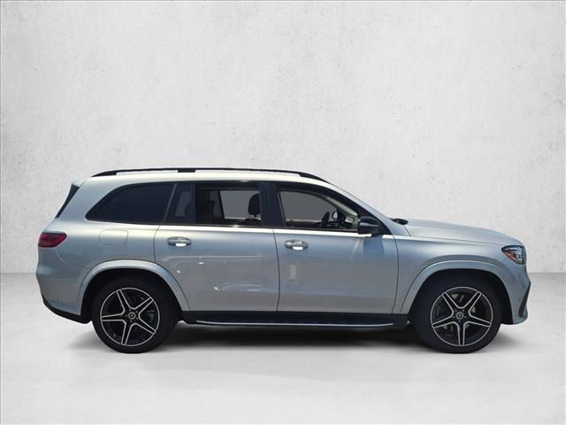 2026 Mercedes-Benz GLS 450