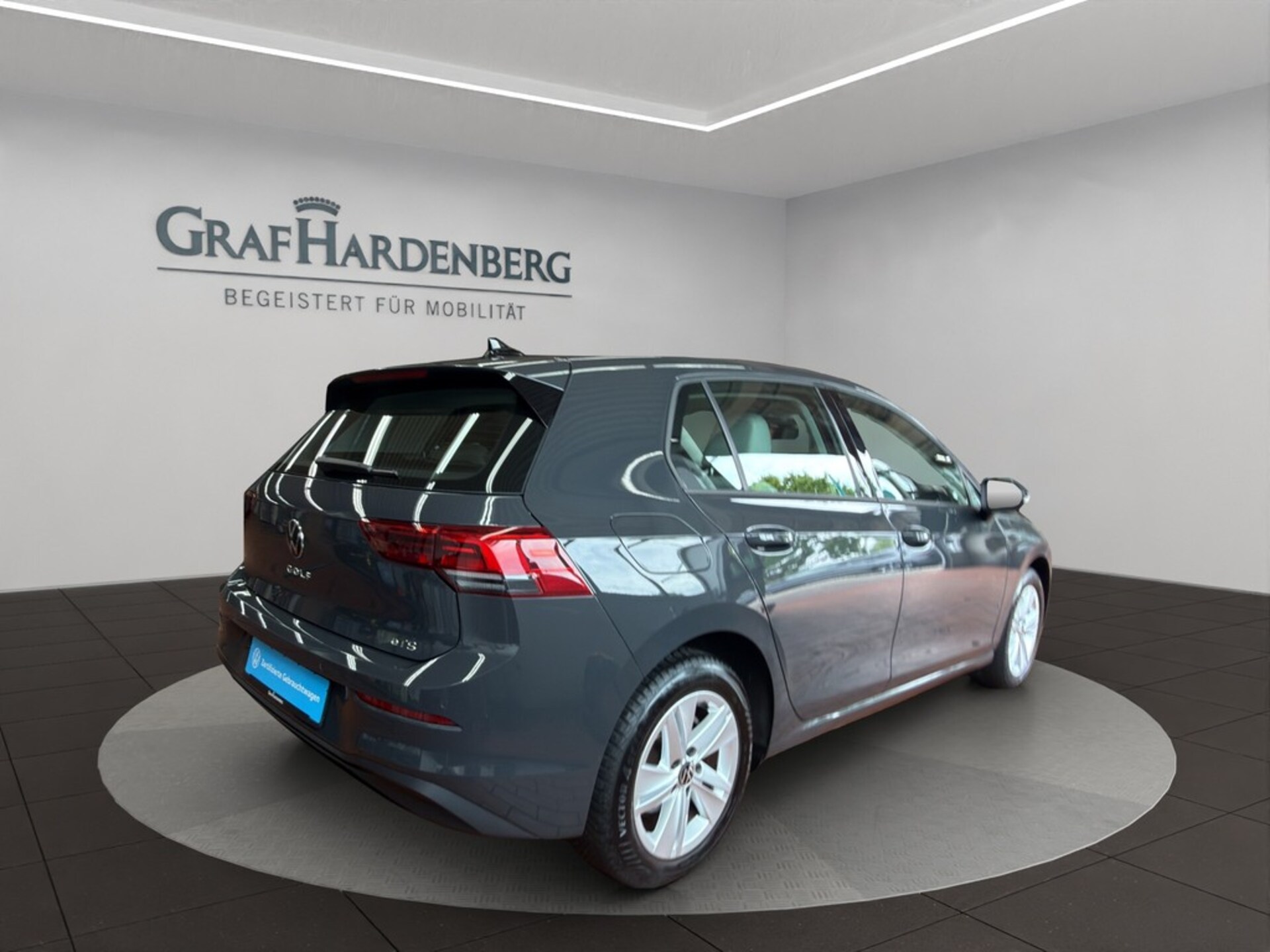 Volkswagen Golf Life