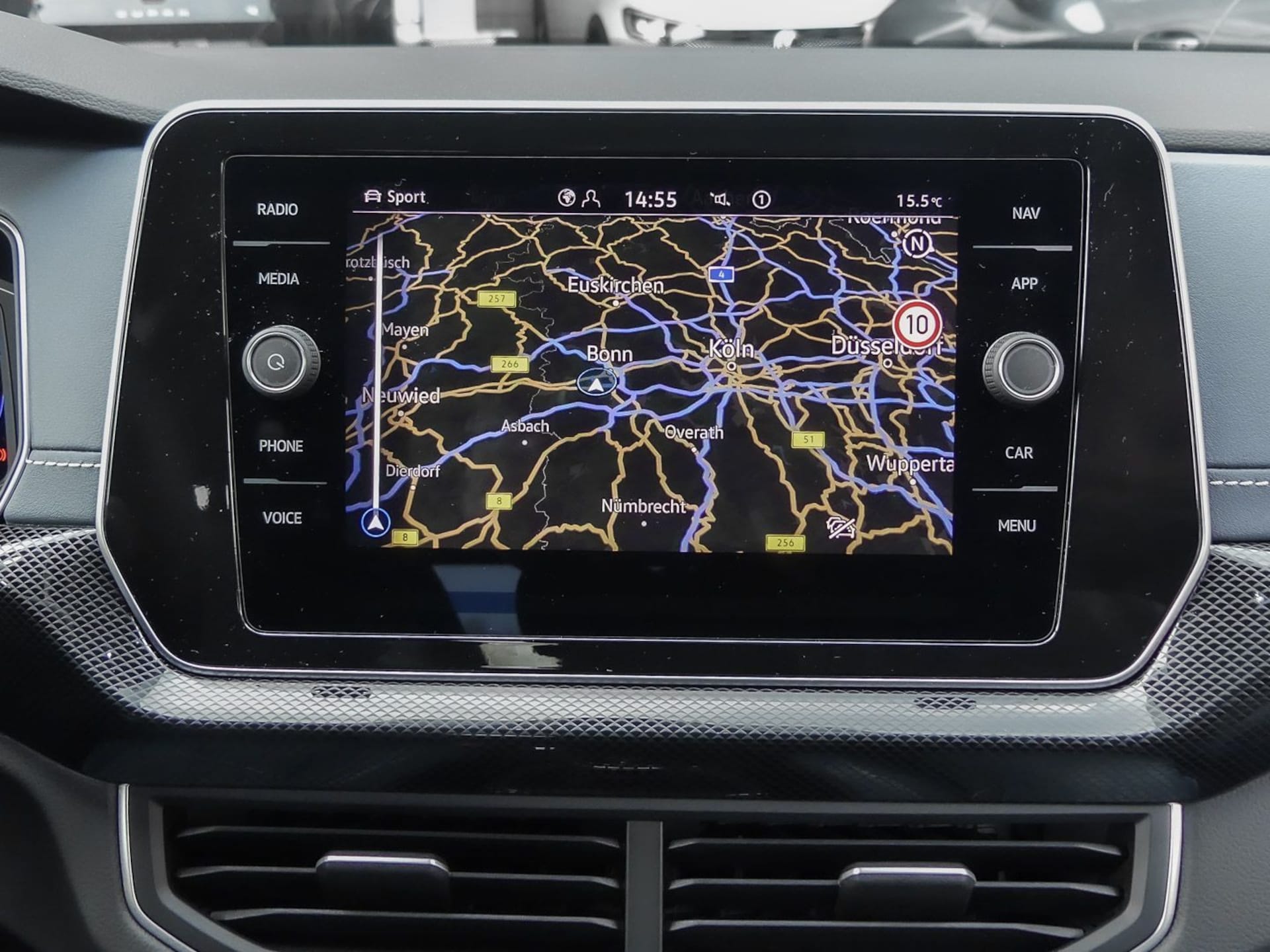 Volkswagen T-Cross Style