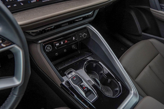 2025 Audi New Q5 Premium - Photo 17