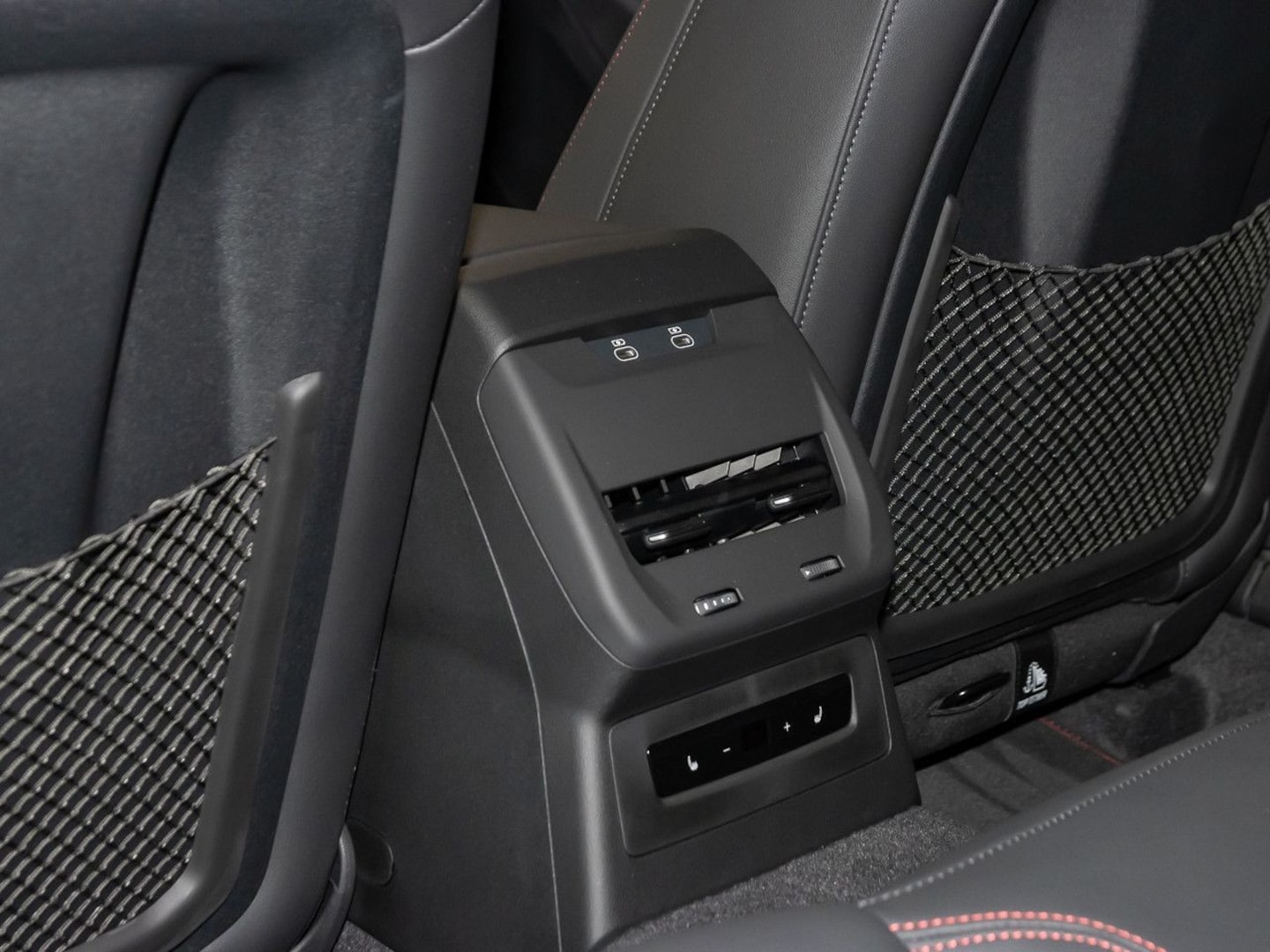 Bild über Audi A5 Limousine TDI quattro 150 kW S tronic - für weitere Informationen kontaktieren Sie den Audi Partner