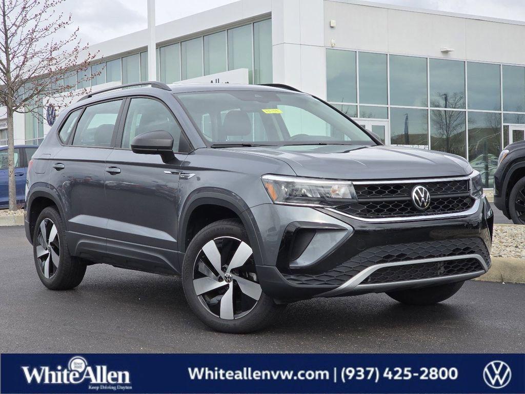 2024 Volkswagen Taos 1.5T S 4Motion's photo