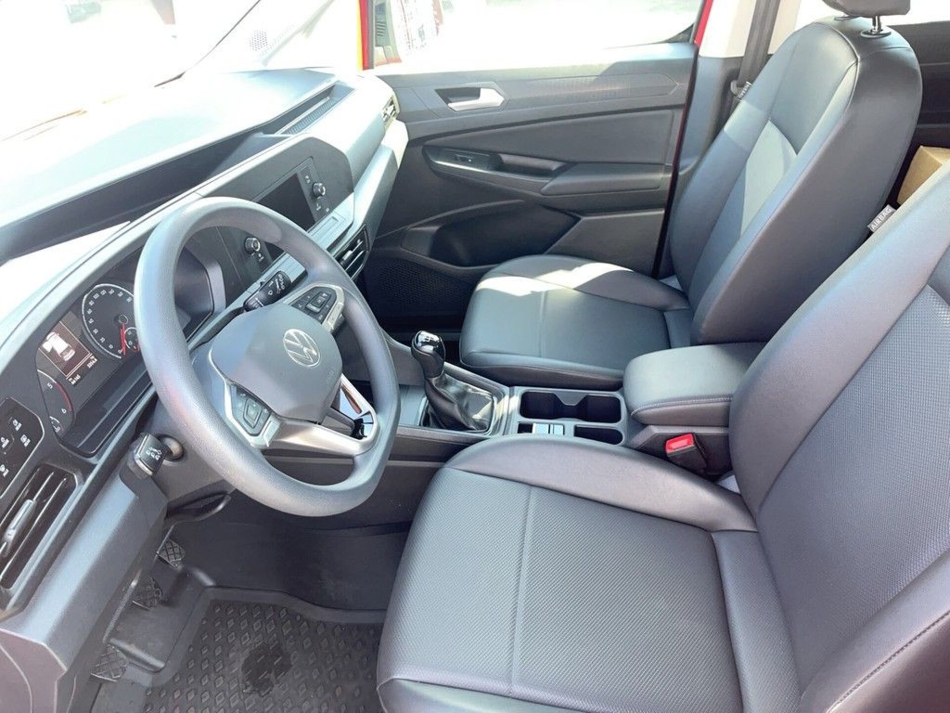 Volkswagen Caddy Basis-Modell