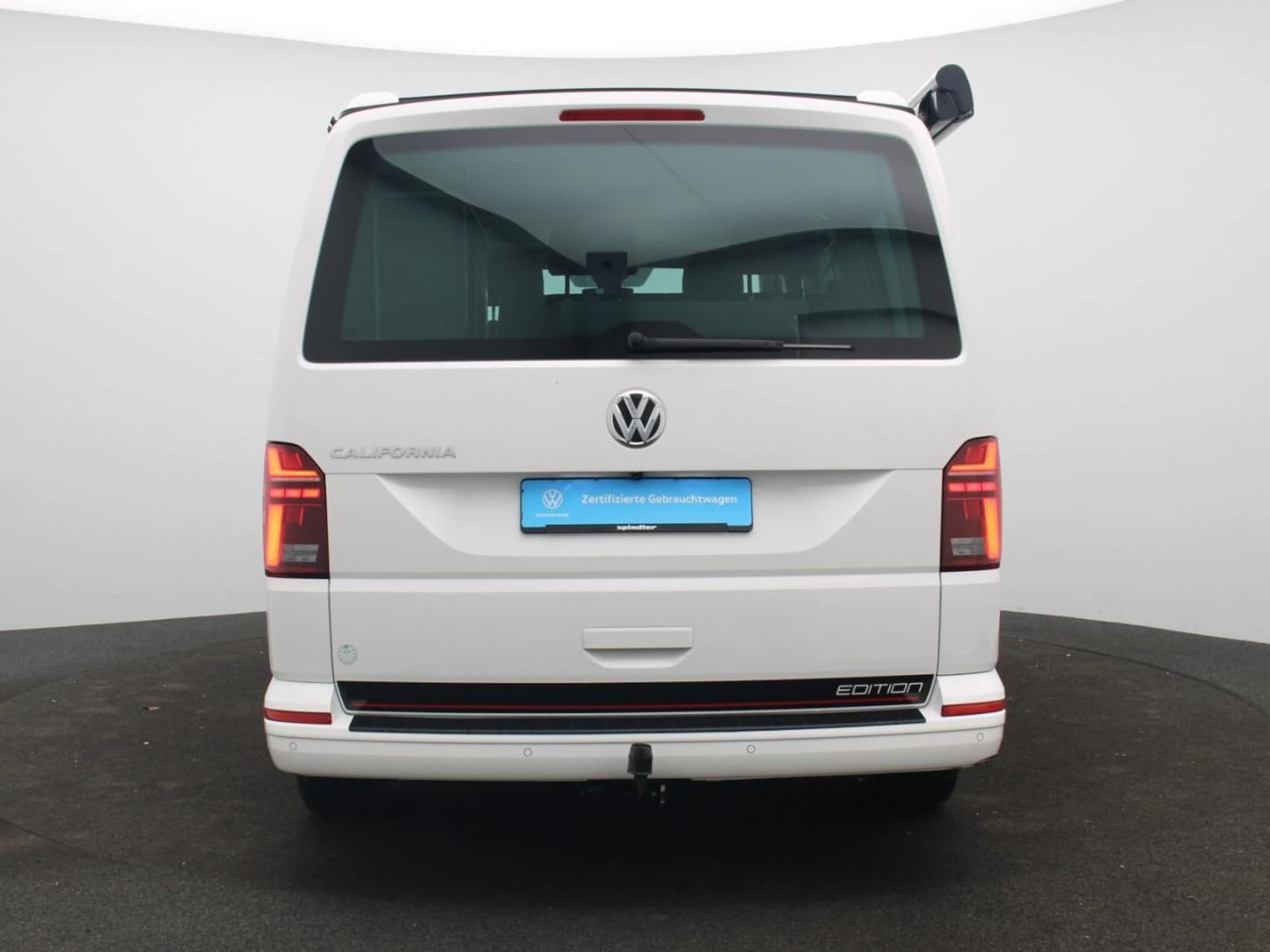 Volkswagen T6.1 California Ocean