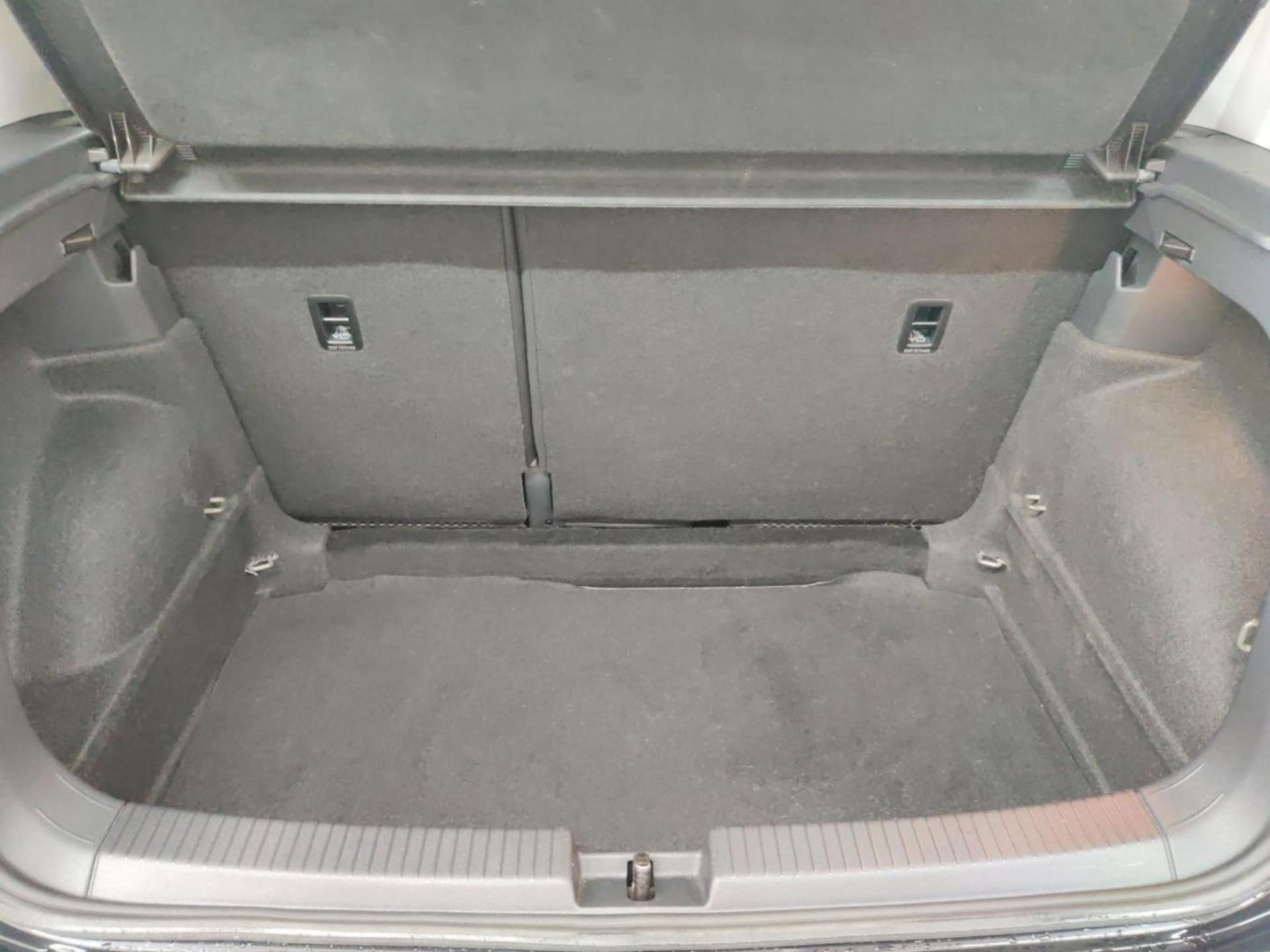 Volkswagen T-Cross Basis-Modell