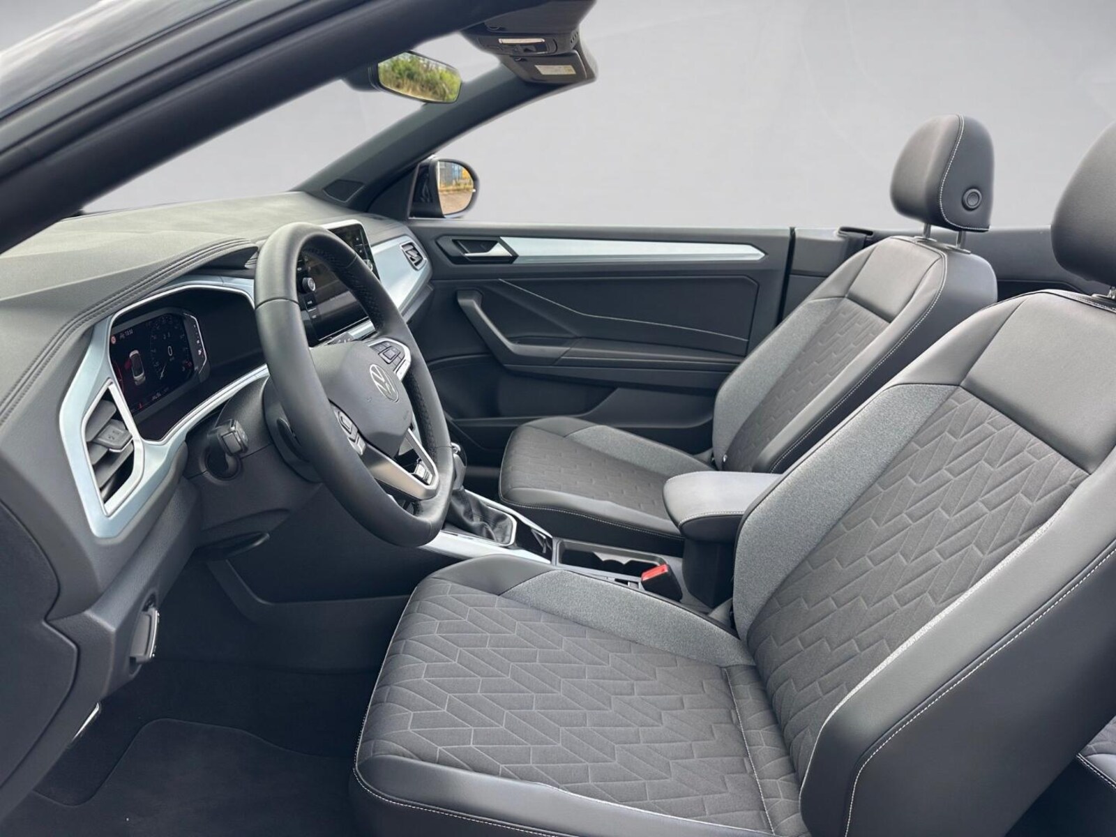 Volkswagen T-Roc Cabriolet – Bild 23
