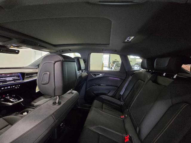 2024 Audi Q4 e-tron Premium Plus - Photo 21