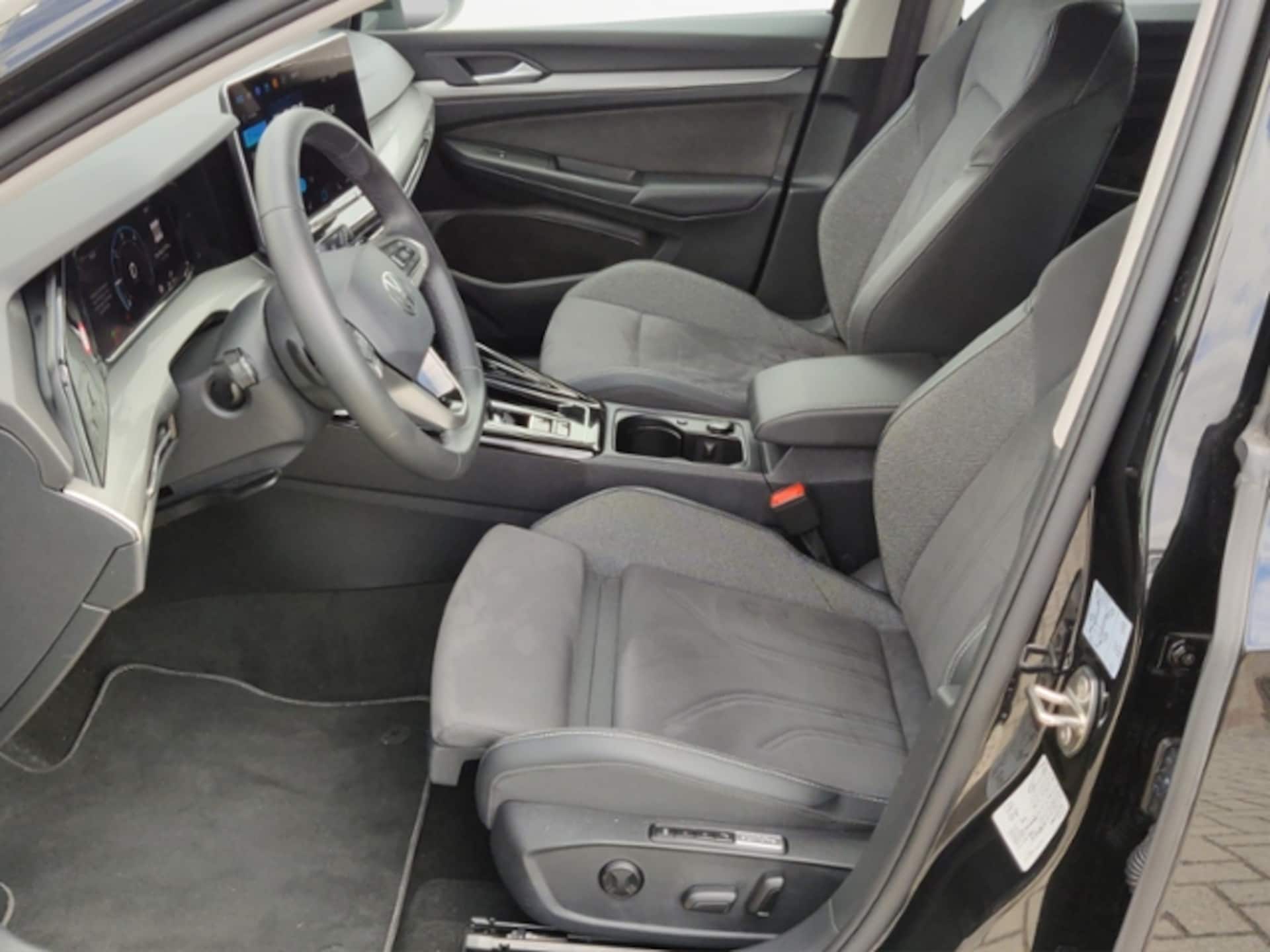 Volkswagen Golf Variant Style