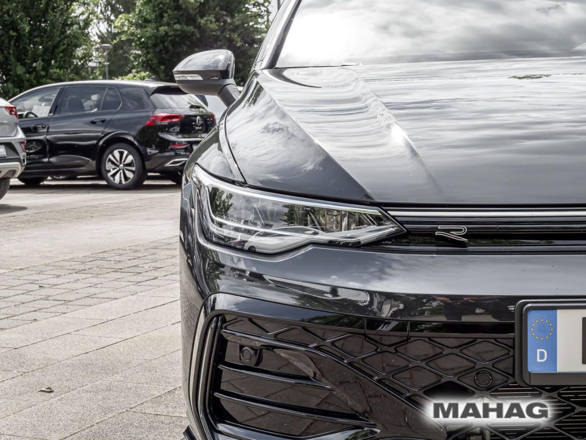 Volkswagen Golf Variant R-Line