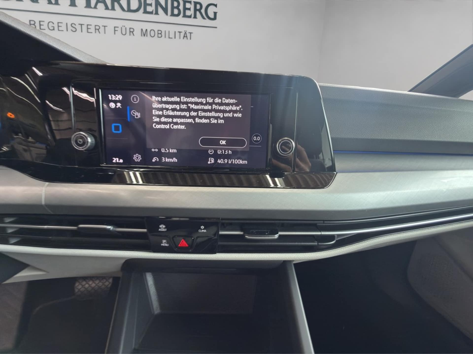 Volkswagen Golf Life